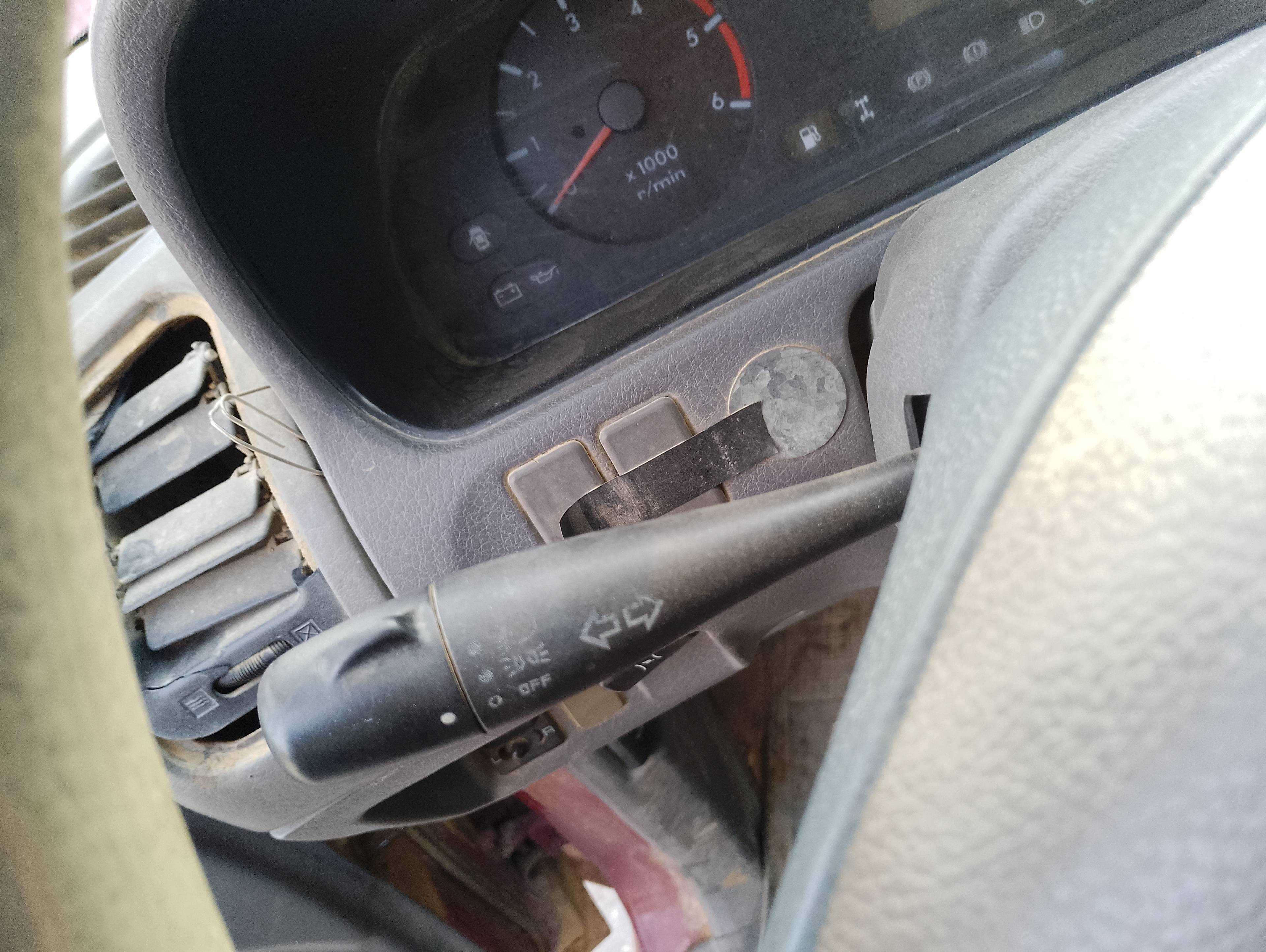 Recambio de mando luces para nissan terrano (wd21) 2.7 td referencia OEM IAM   