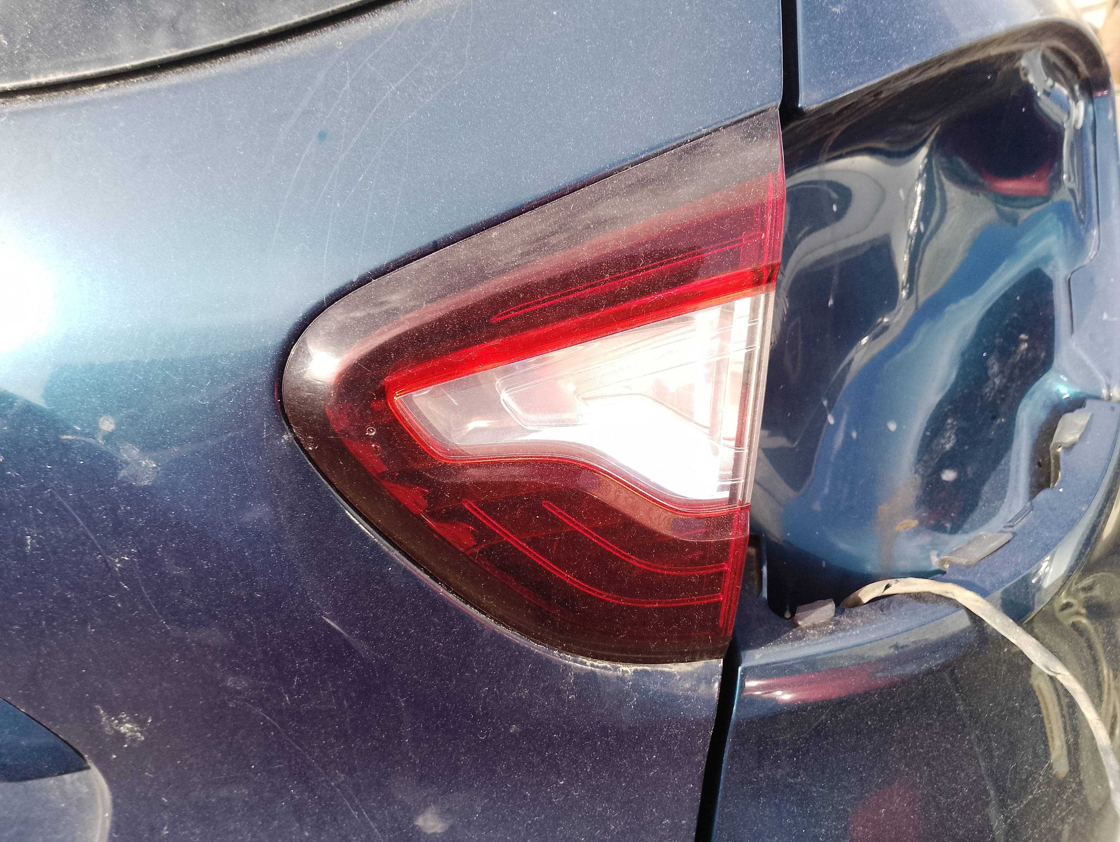 Recambio de piloto porton trasero derecho para renault captur dynamique referencia OEM IAM   