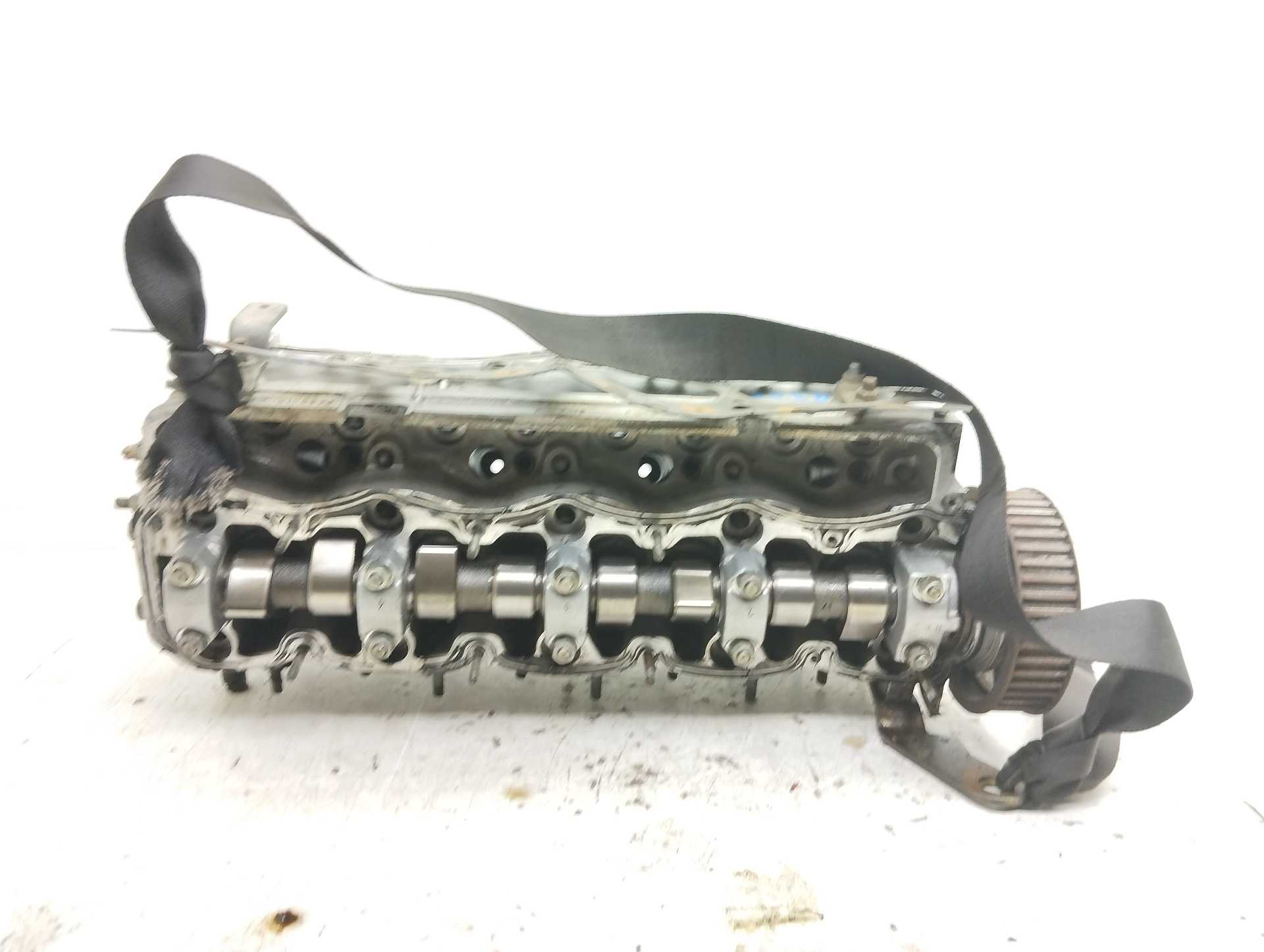 Recambio de culata para renault 110 referencia OEM IAM 7450417  