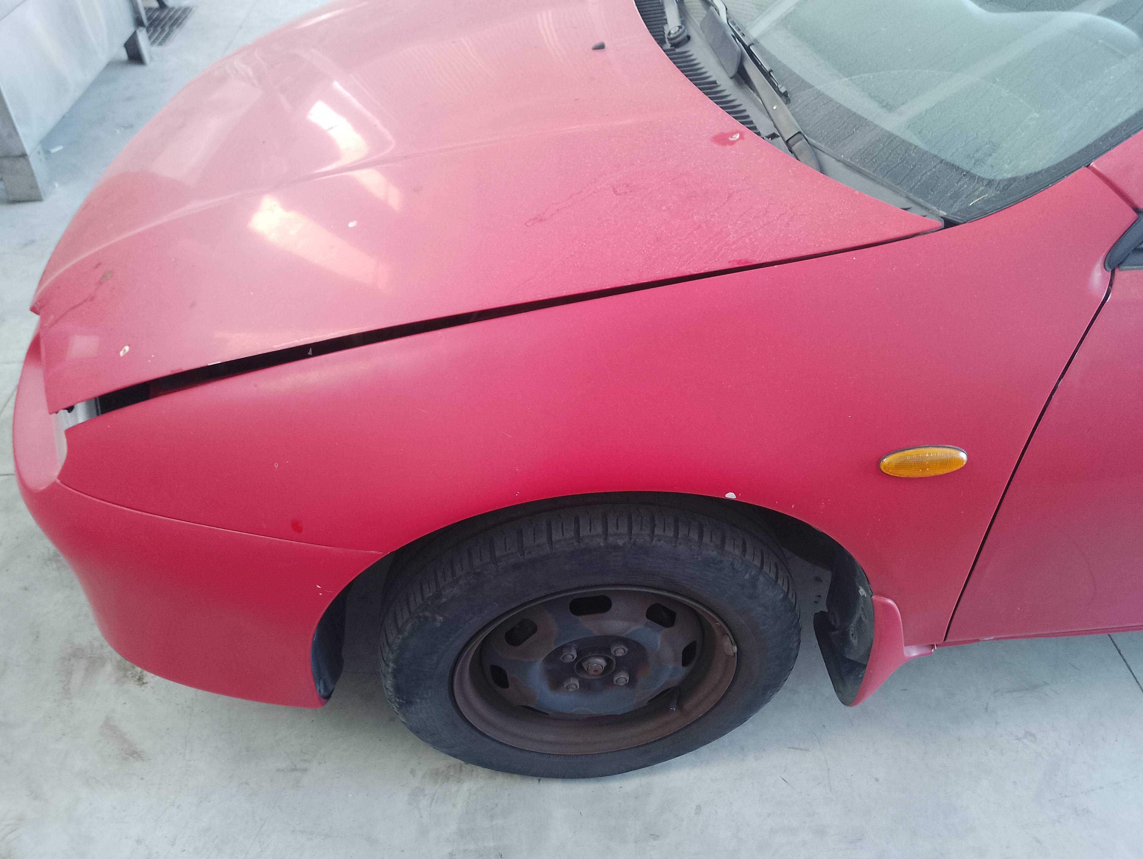 Recambio de aleta delantera izquierda para mazda 323 berlina c/f/s (ba) 1.5 c referencia OEM IAM   
