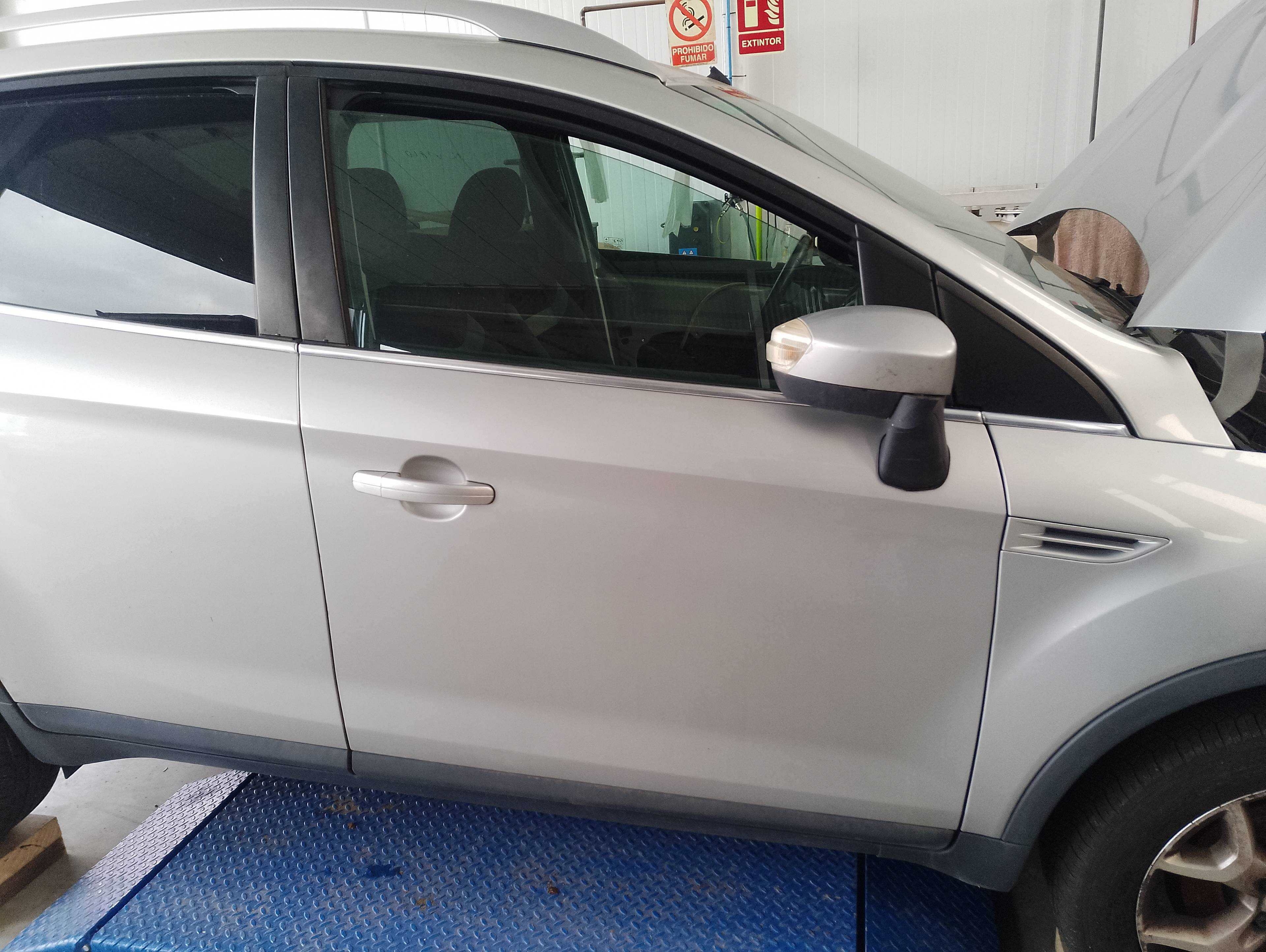 Recambio de puerta delantera derecha para ford kuga (cbv) titanium referencia OEM IAM 1712678  