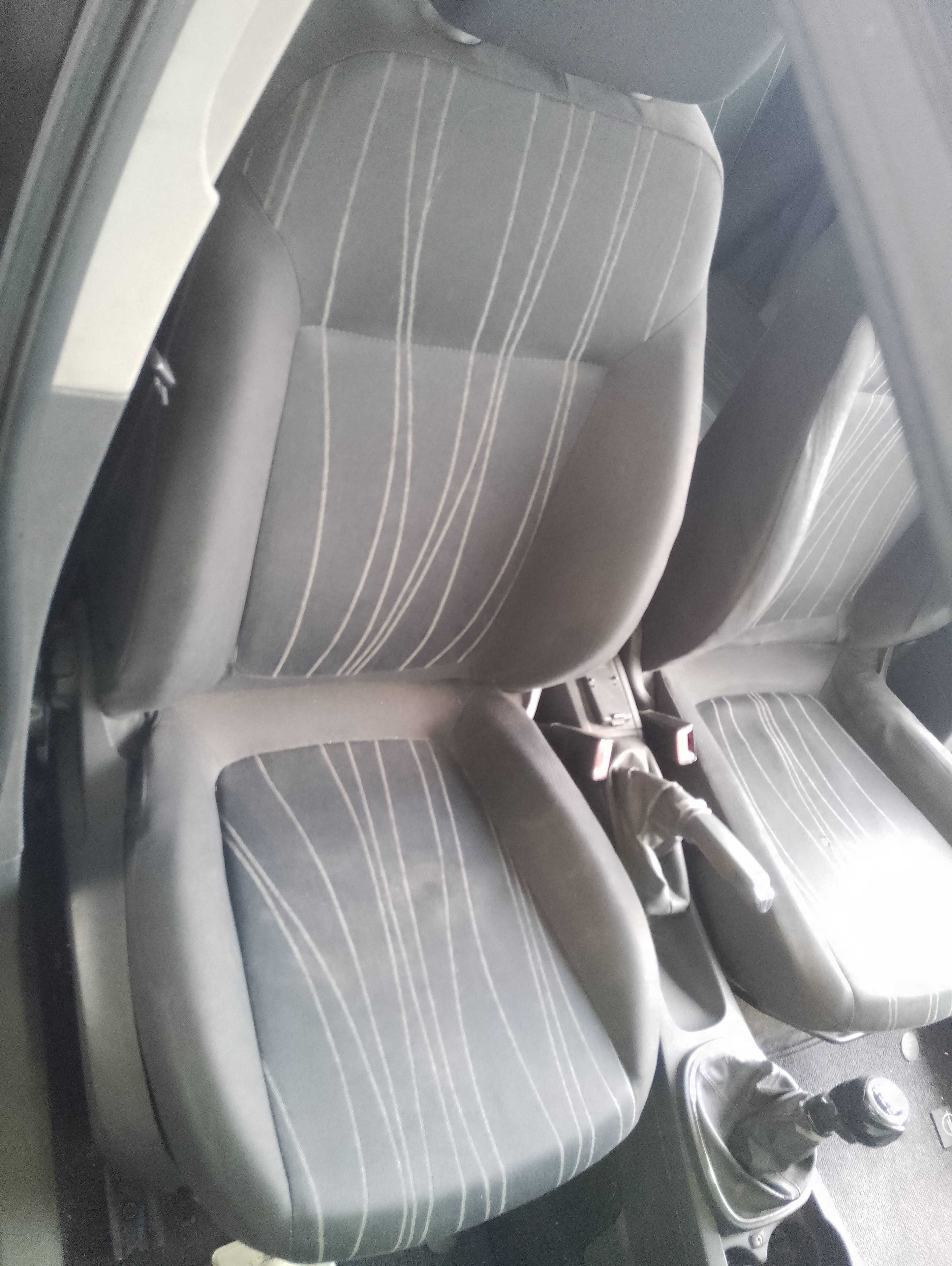 Recambio de asiento delantero derecho para opel corsa d cosmo referencia OEM IAM   