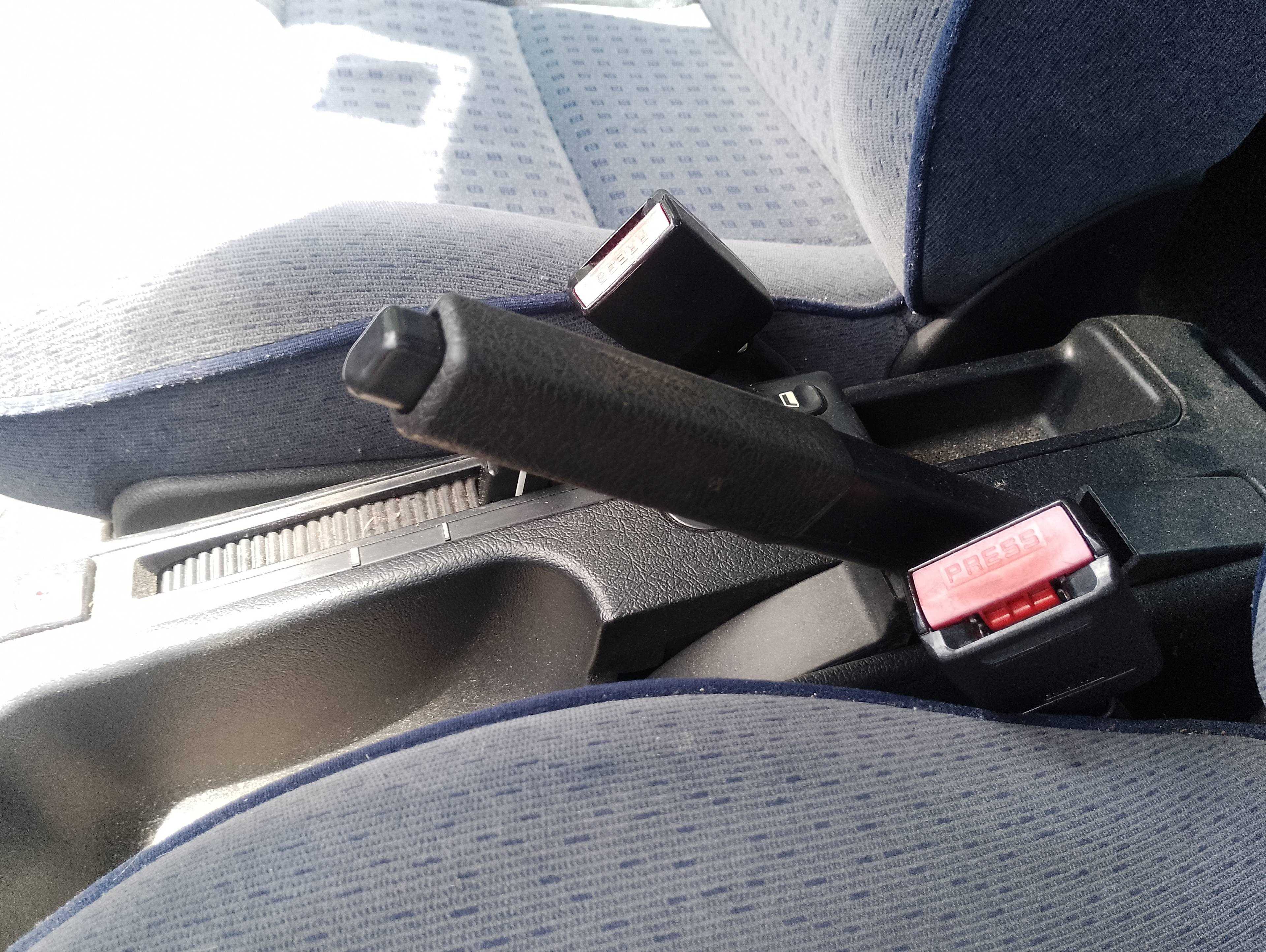 Recambio de palanca freno para citroën xantia berlina 2.0 hdi 90/110 plaisir referencia OEM IAM   