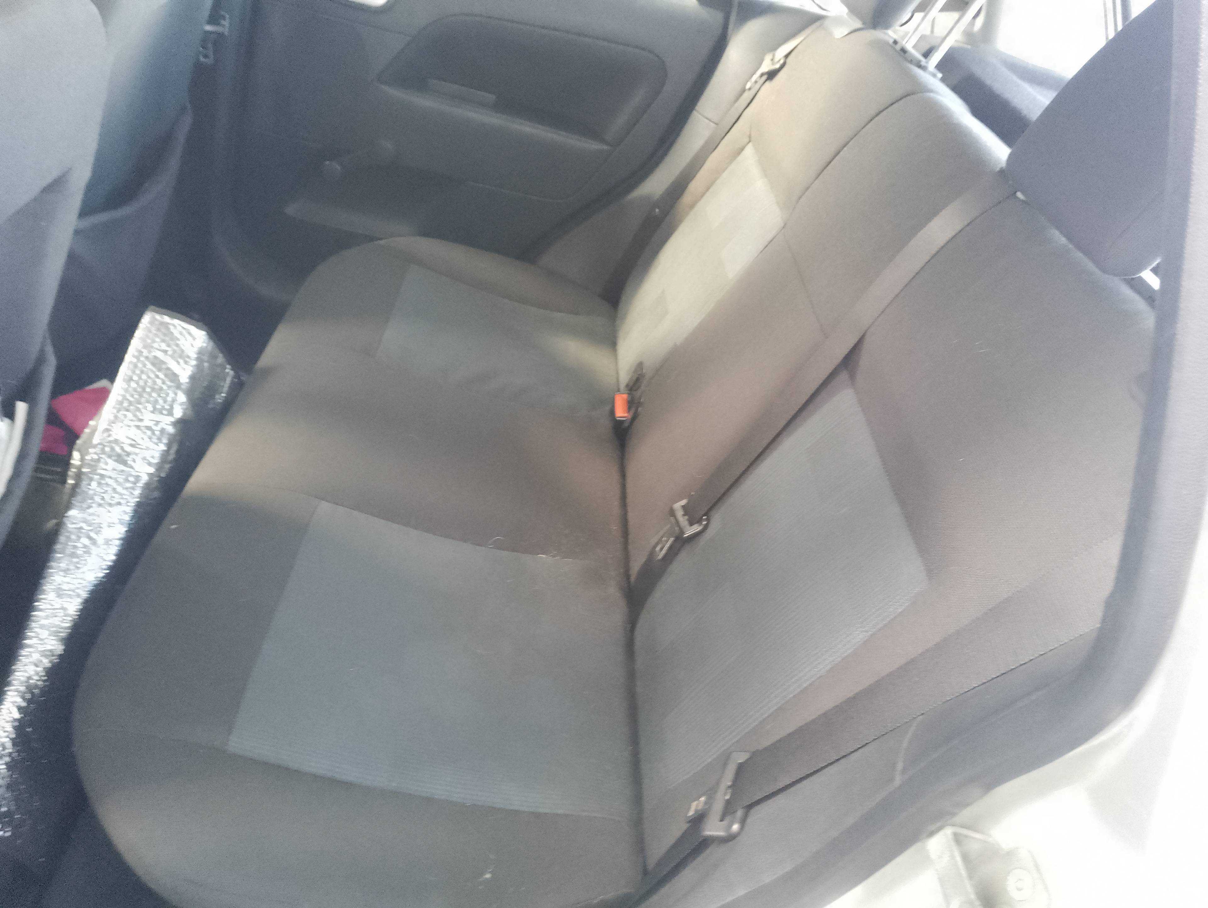 Recambio de asientos traseros para ford fiesta (cbk) ambiente referencia OEM IAM   