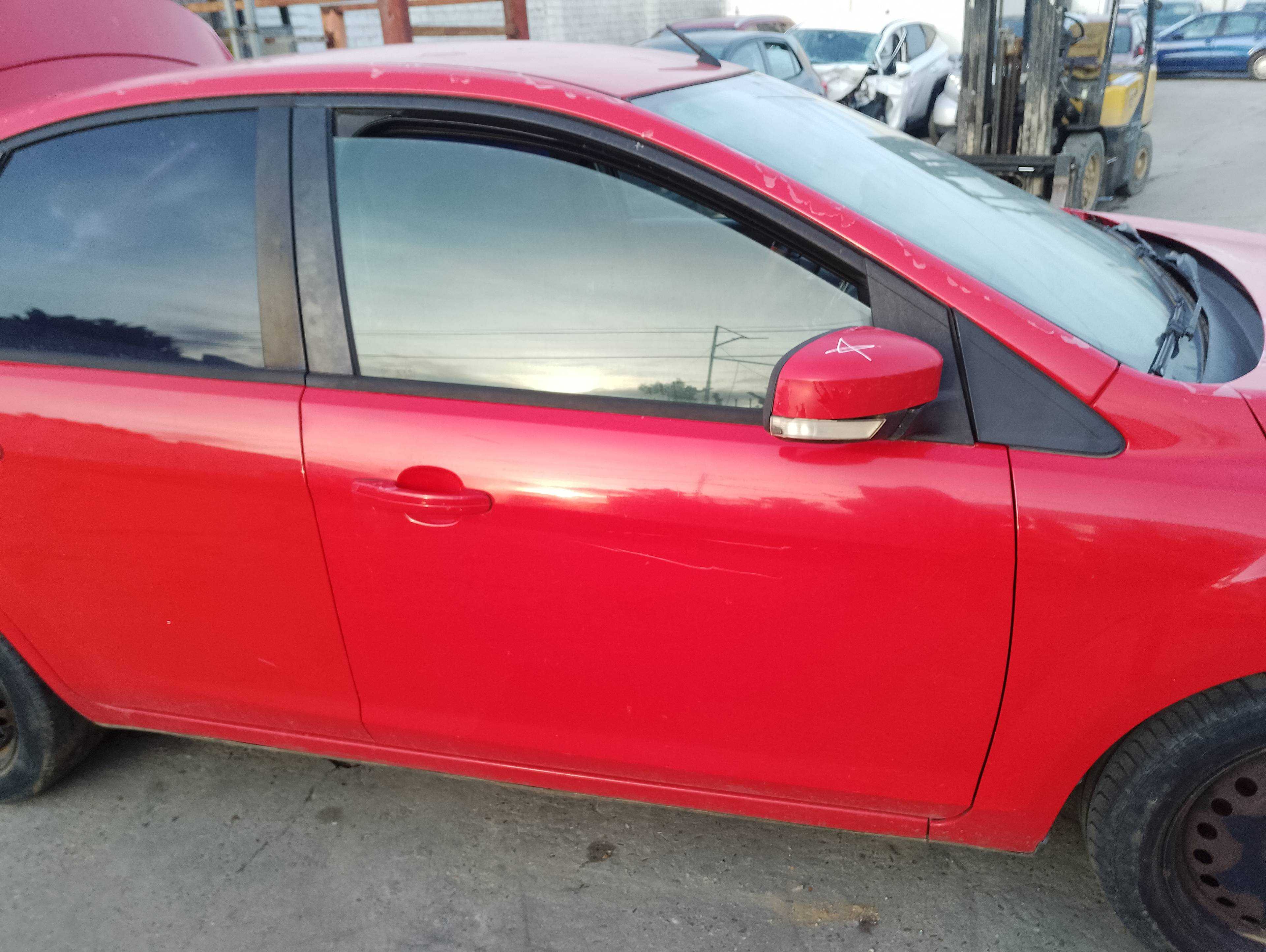 Recambio de puerta delantera derecha para ford focus berlina (cap) ambiente (d) referencia OEM IAM   
