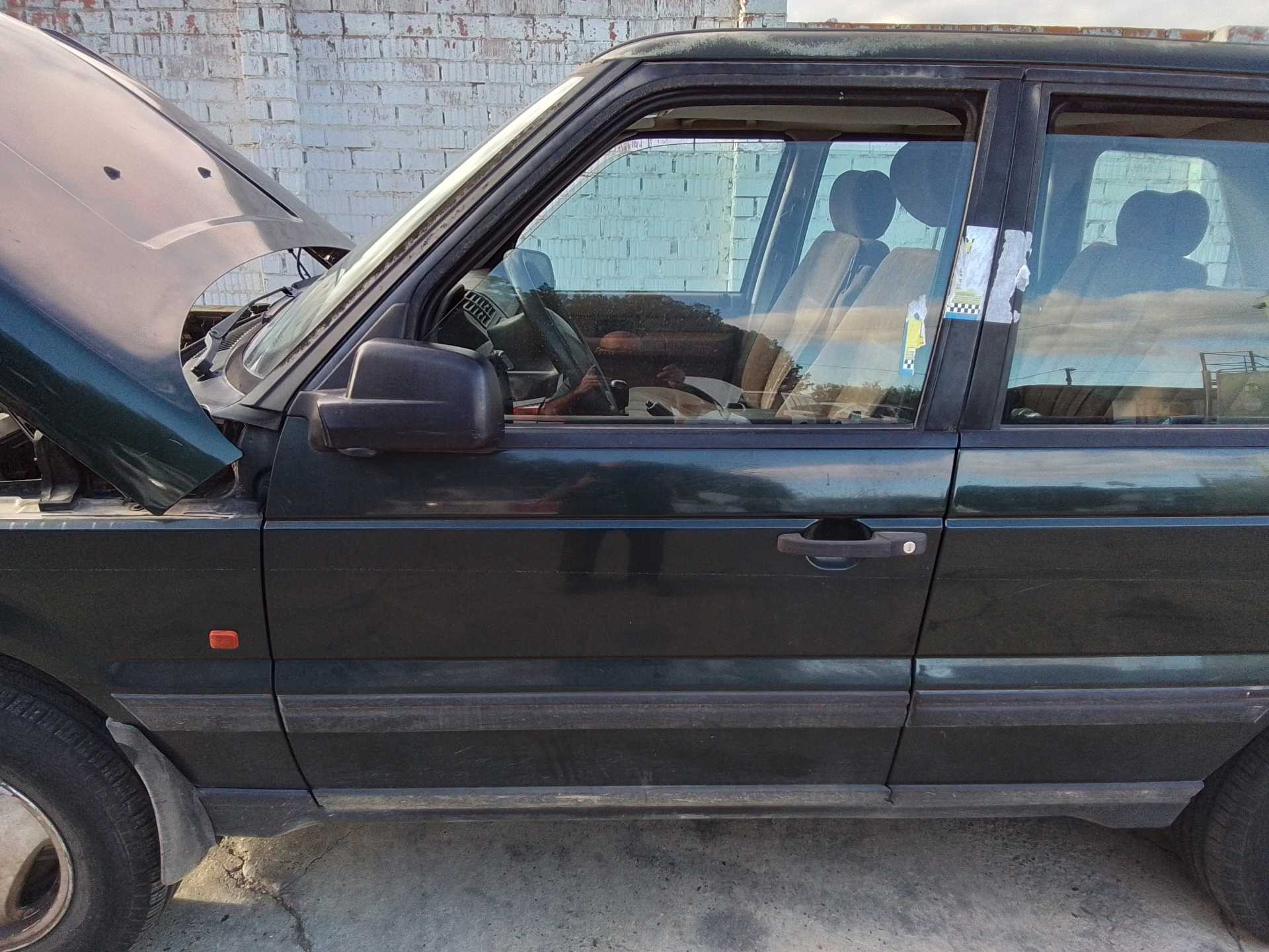 Recambio de puerta delantera izquierda para land rover range rover (lp) 2.5 turbodiesel referencia OEM IAM   