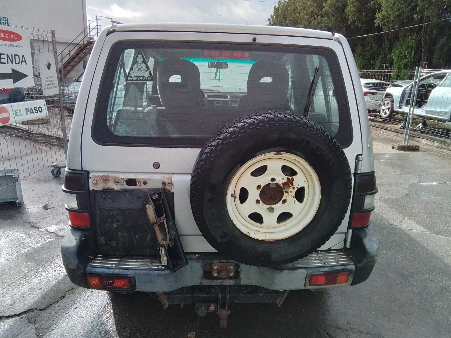 Recambio de porton trasero para mitsubishi galloper (hyundai) 2.5 td cat referencia OEM IAM   