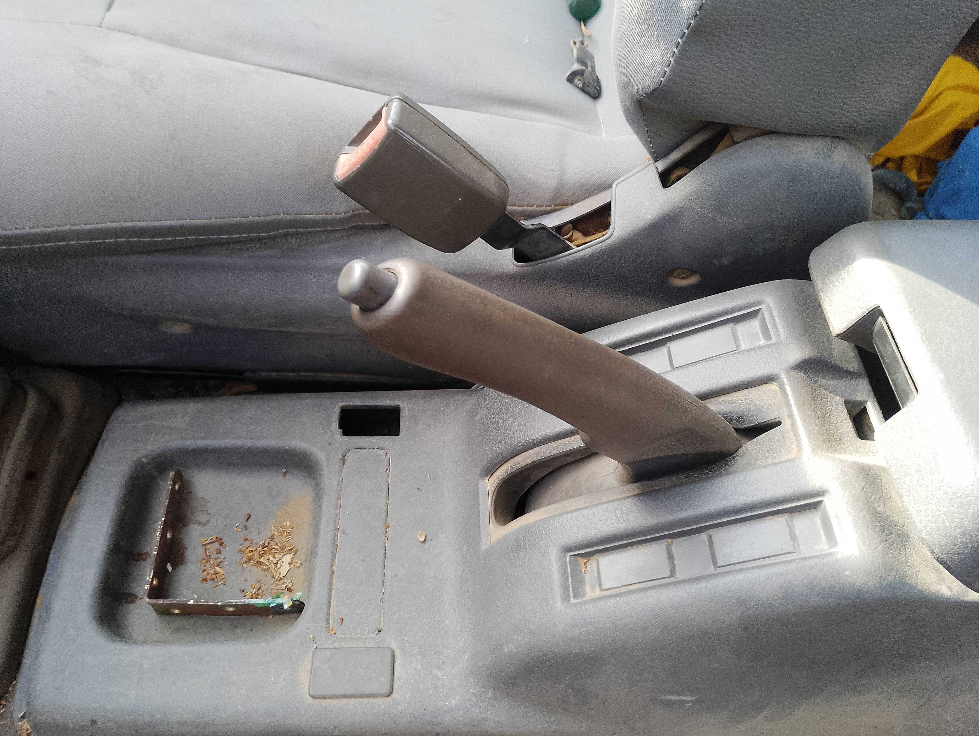 Recambio de palanca freno para nissan terrano (wd21) 2.7 td referencia OEM IAM   