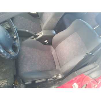 ASIENTO DELANTERO IZQUIERDO 