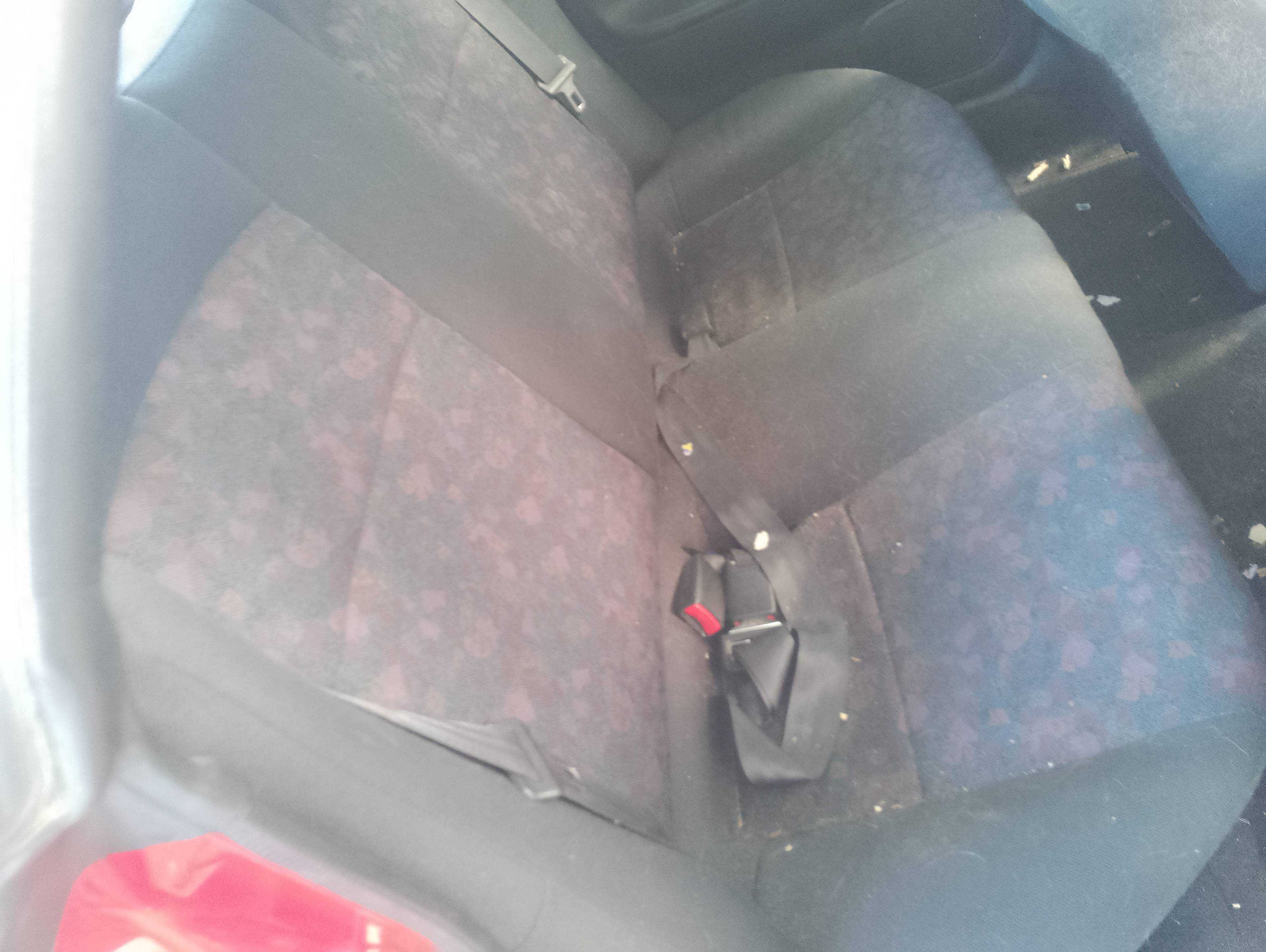 Recambio de asientos traseros para mazda 323 berlina c/f/s (ba) 1.5 c referencia OEM IAM   