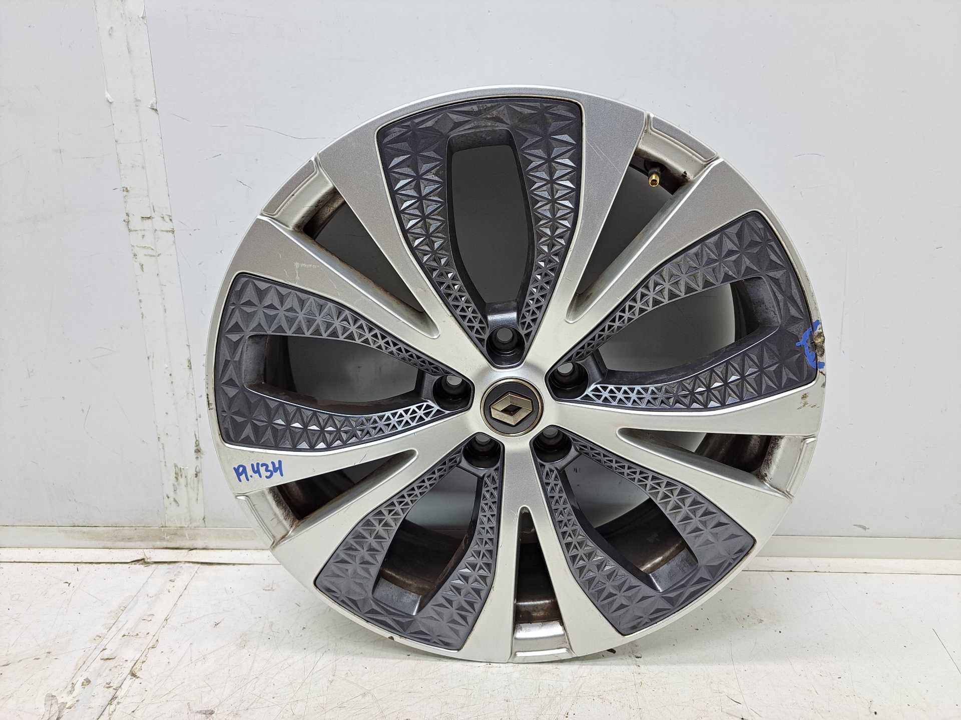 Recambio de llanta para renault scenic iv zen referencia OEM IAM R20 403006686R 