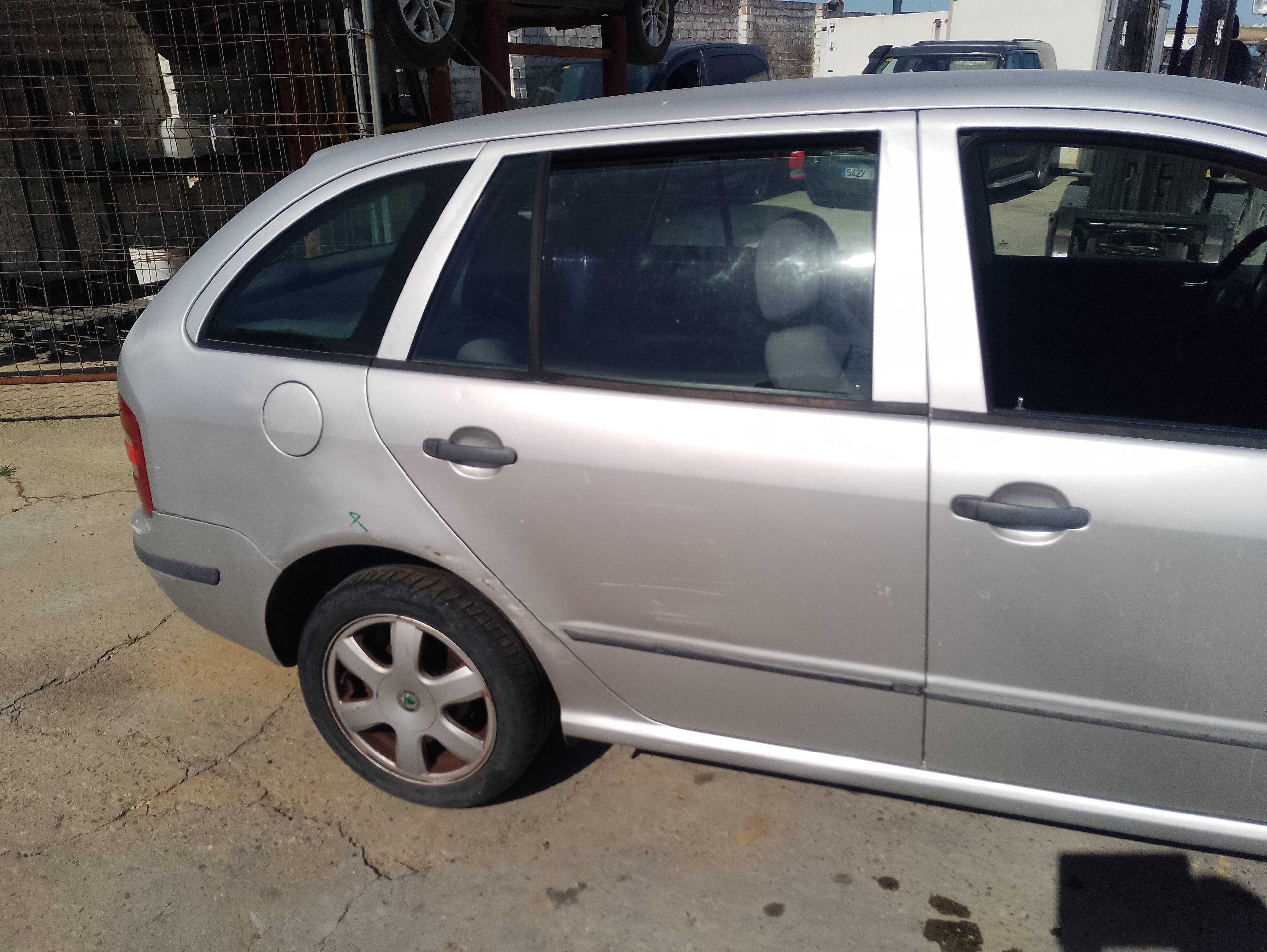 Recambio de puerta trasera derecha para skoda fabia (6y2/6y3) comfort referencia OEM IAM   