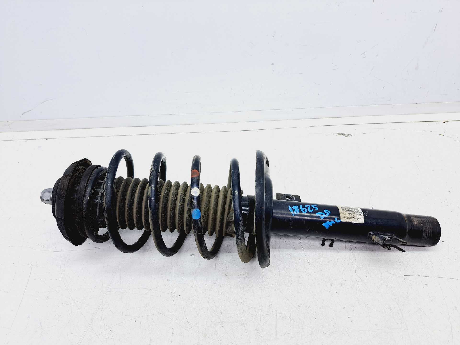 Recambio de amortiguador delantero derecho para citroën c4 cactus feel referencia OEM IAM 9810704980  