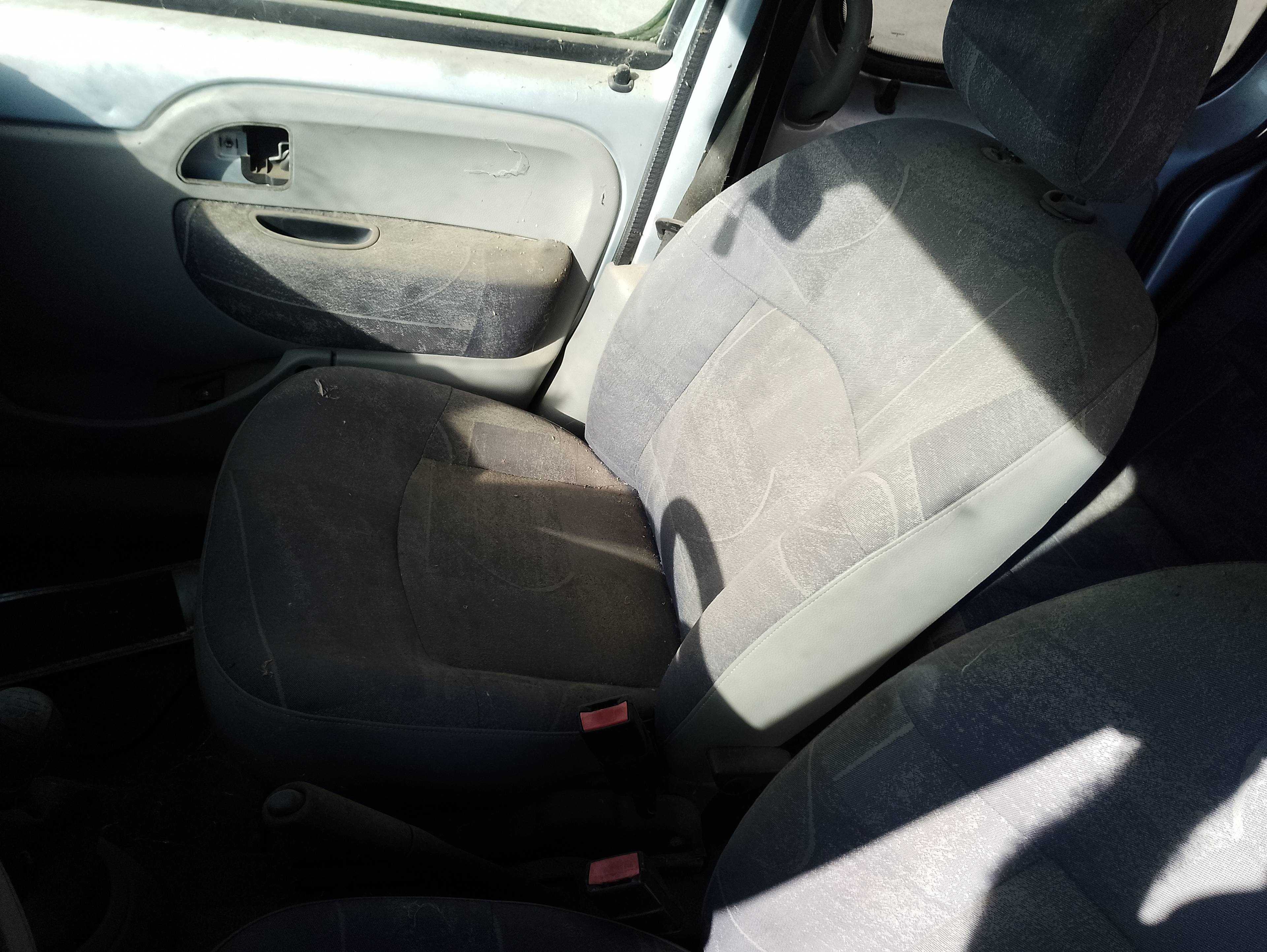 Recambio de asiento delantero derecho para renault kangoo (f/kc0) authentique oasis referencia OEM IAM   