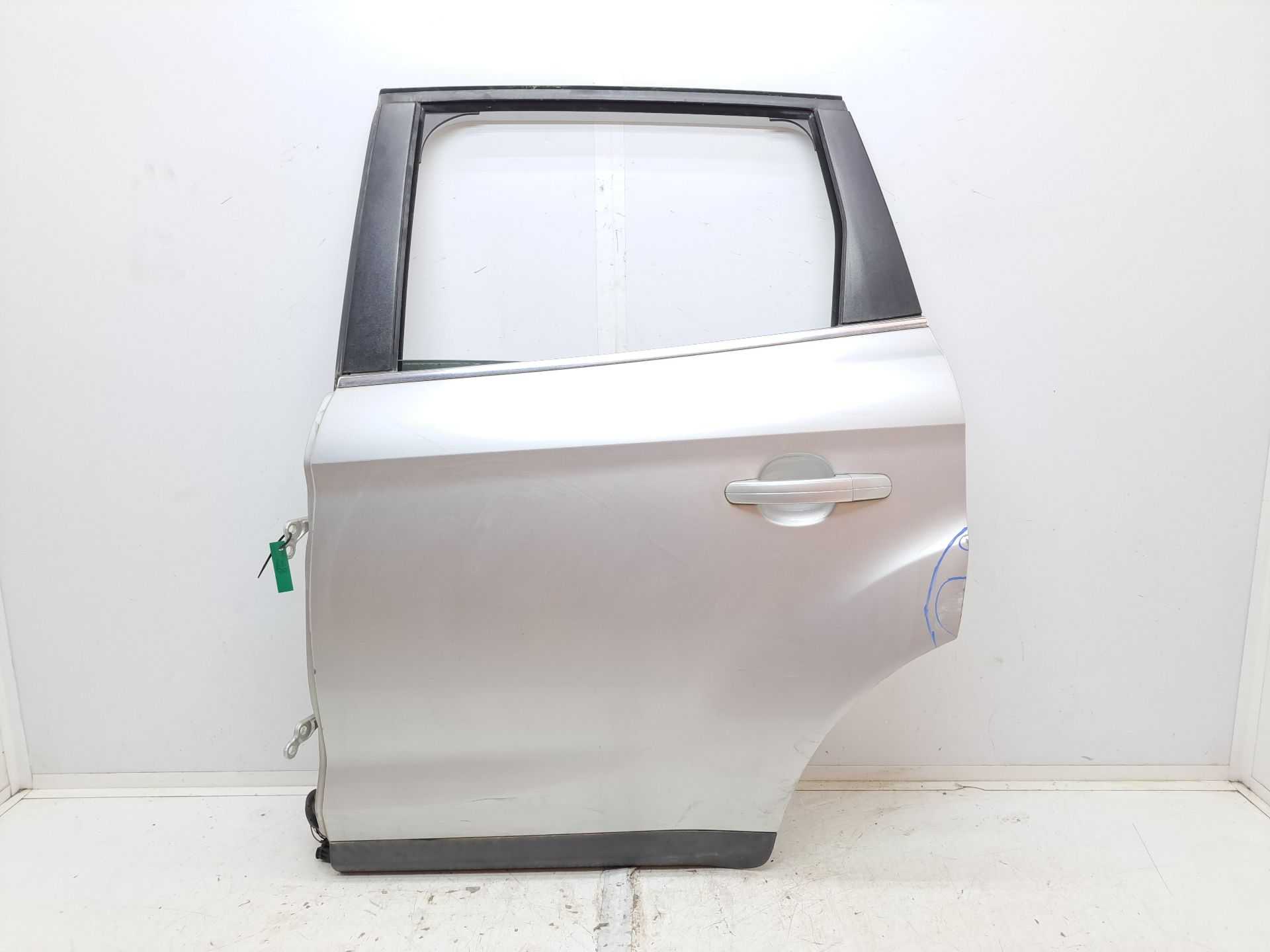 Recambio de puerta trasera izquierda para ford kuga (cbv) titanium referencia OEM IAM 1520947  