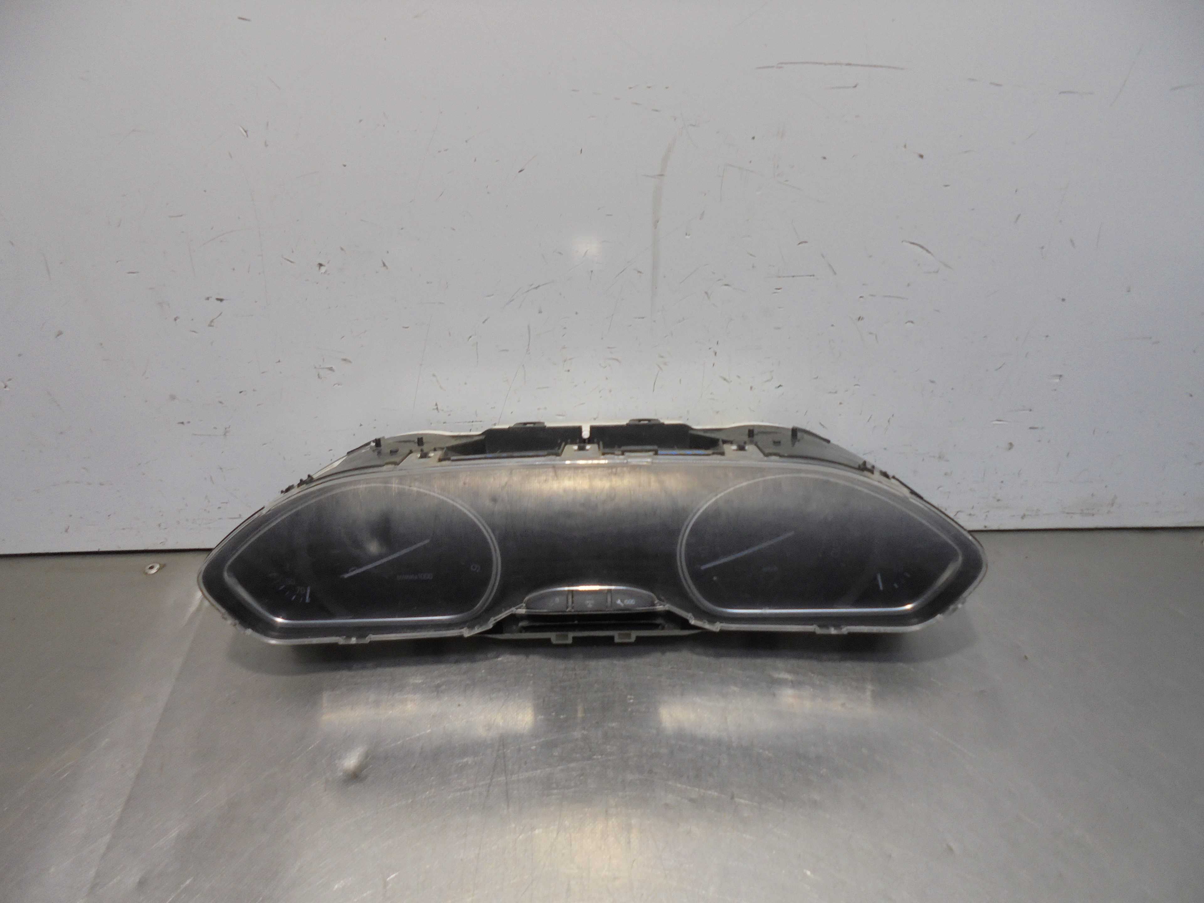 Recambio de cuadro instrumentos para peugeot 2008 (--.2013) active referencia OEM IAM 9805976080  