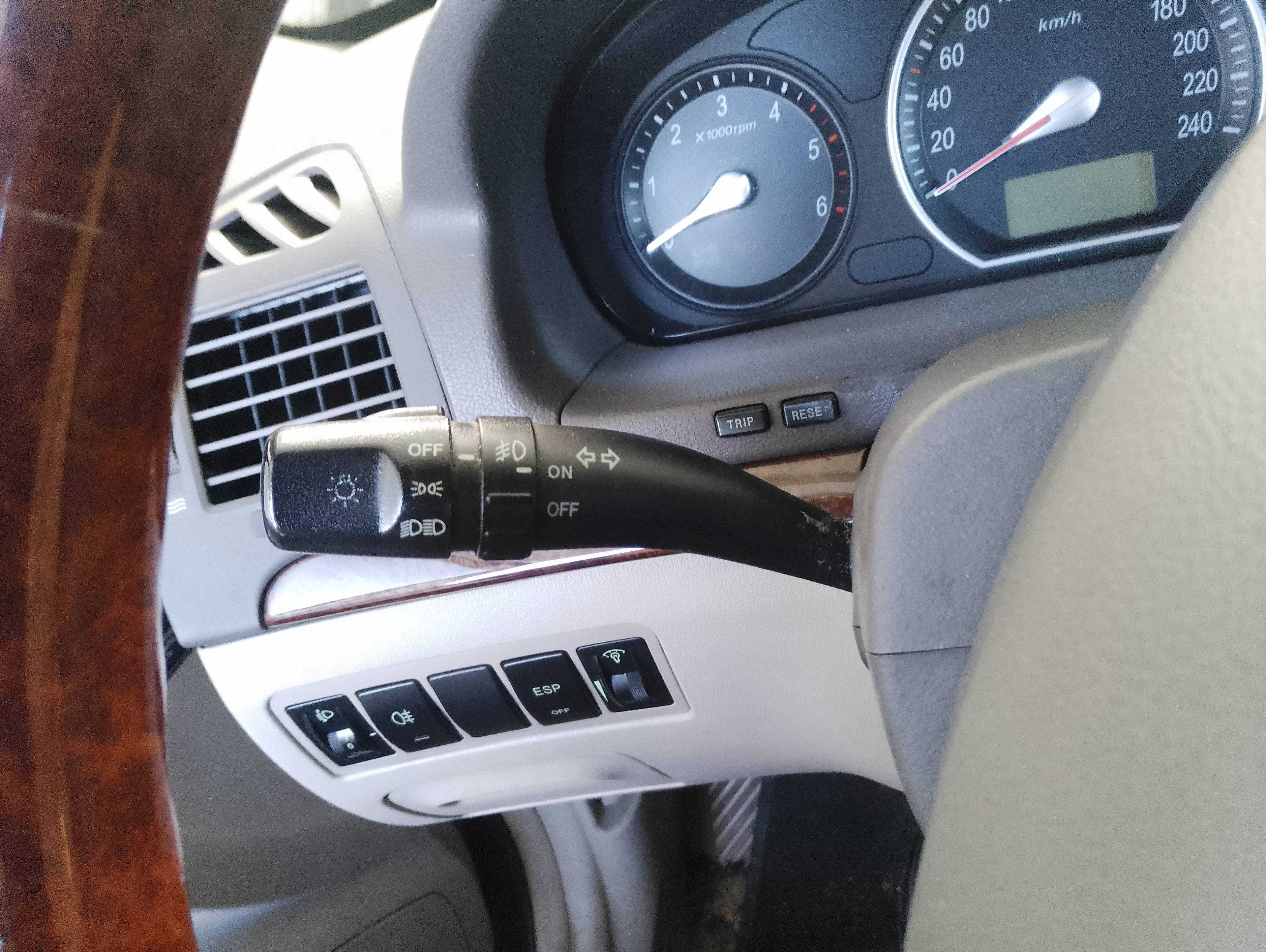 Recambio de mando luces para hyundai sonata (nf) 2.0 crdi comfort i referencia OEM IAM   
