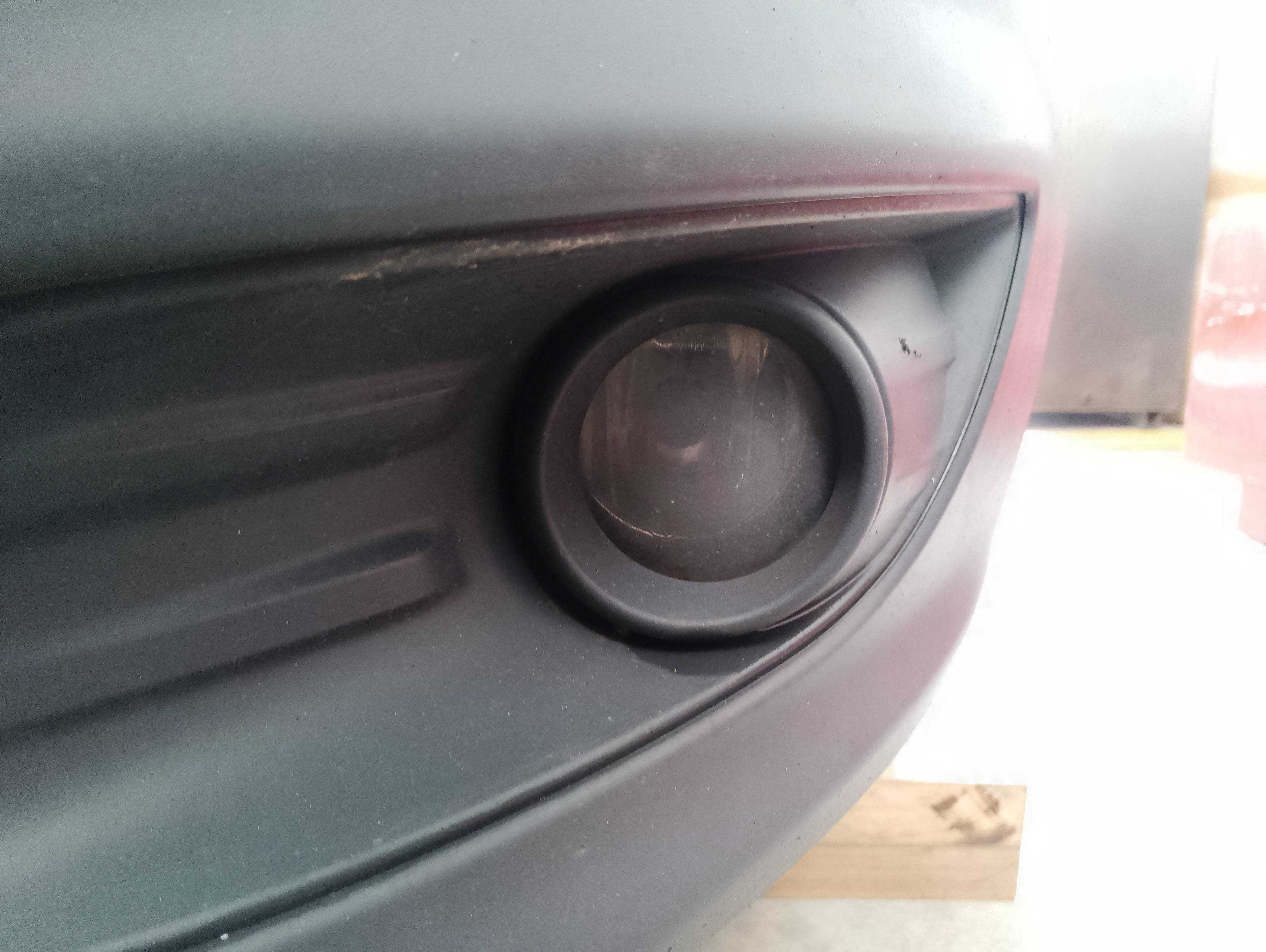 Recambio de faro antiniebla izquierdo para ford transit courier combi ambiente referencia OEM IAM   