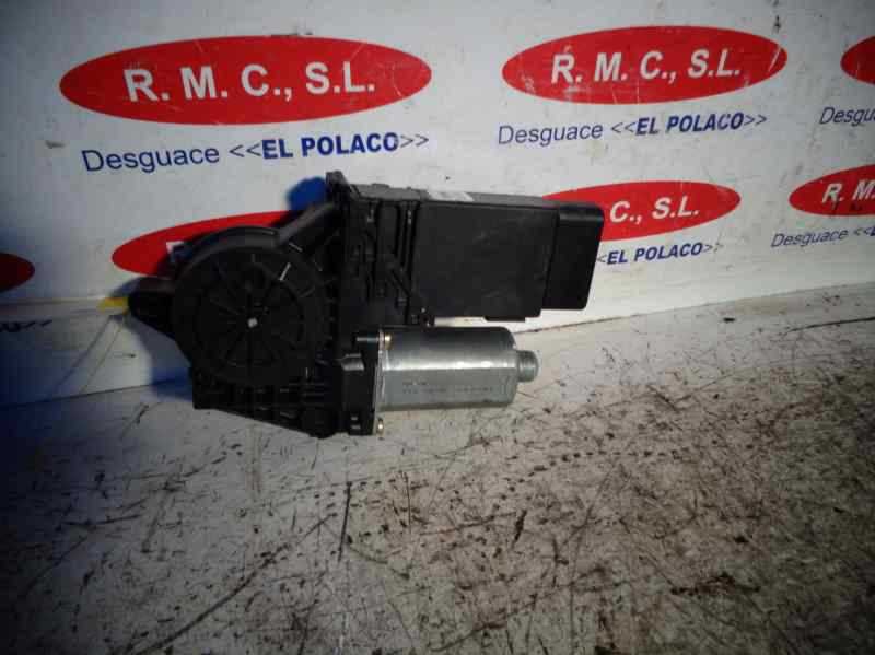Recambio de motor elevalunas delantero izquierdo para volkswagen passat berlina (3b3) 2.0 20v cat (alt) referencia OEM IAM   