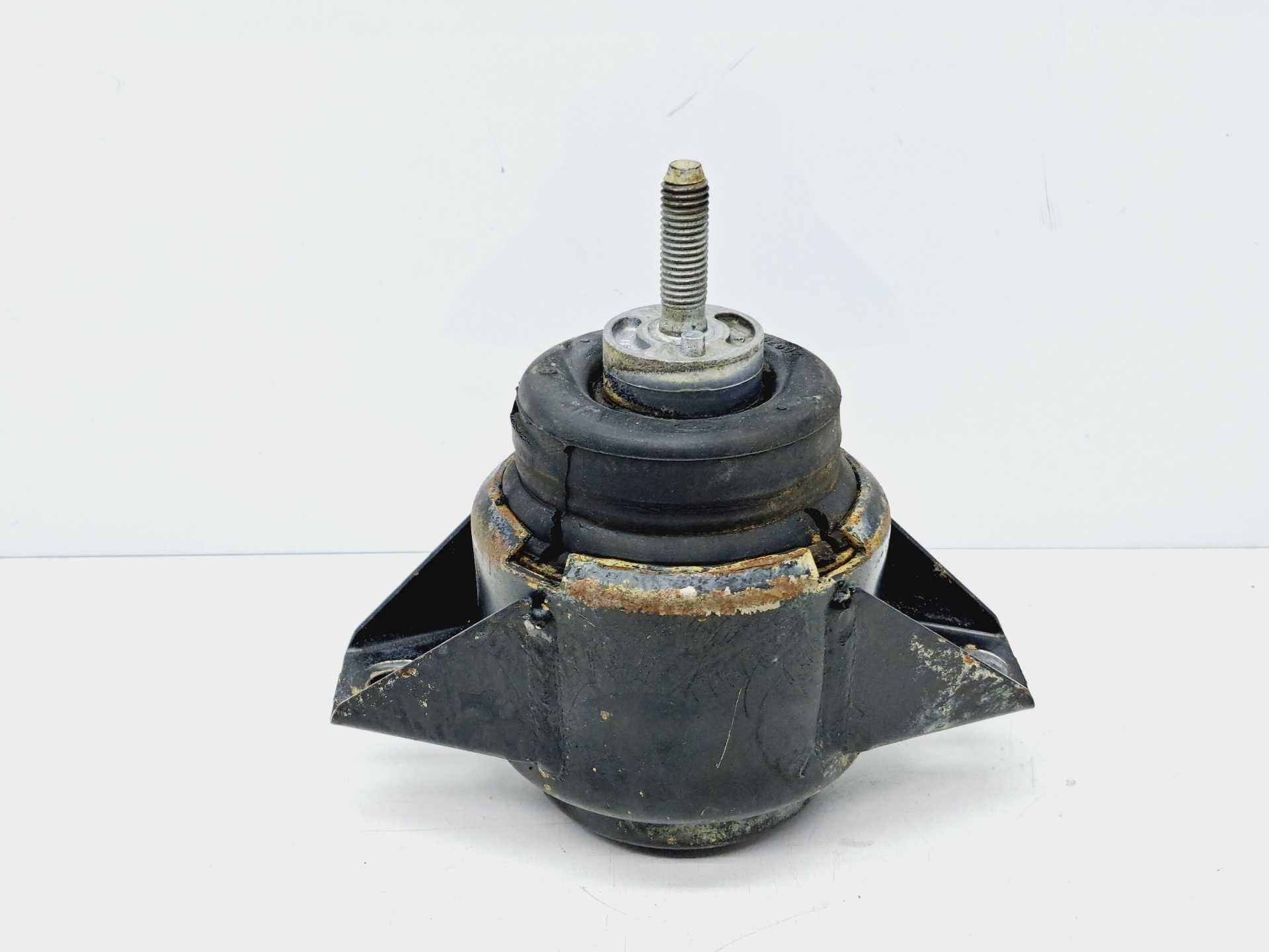 Recambio de soporte motor izquierdo para land rover defender (ld) 2.5 td5 referencia OEM IAM   