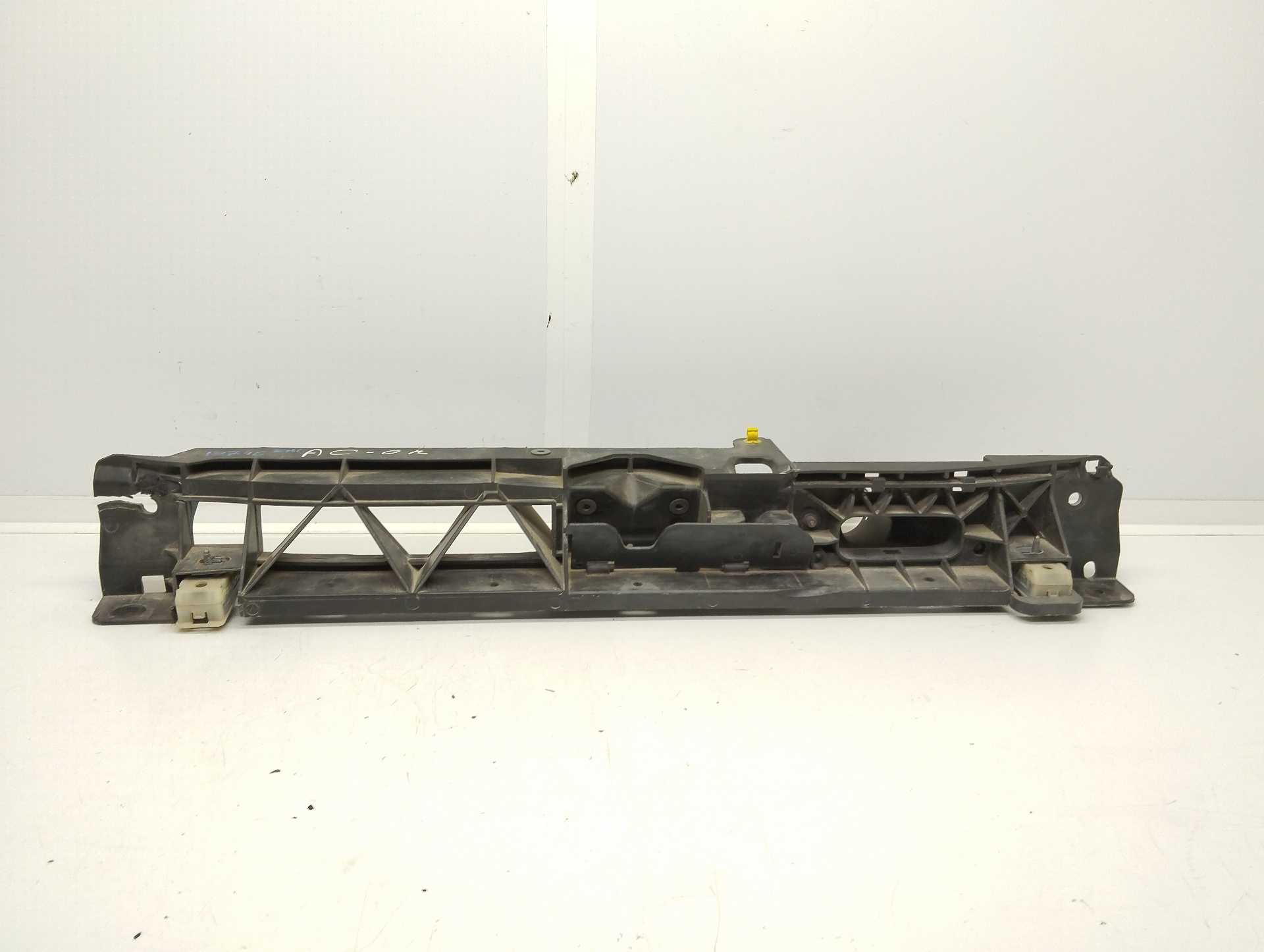Recambio de travesaño superior para citroën c4 picasso origins referencia OEM IAM   