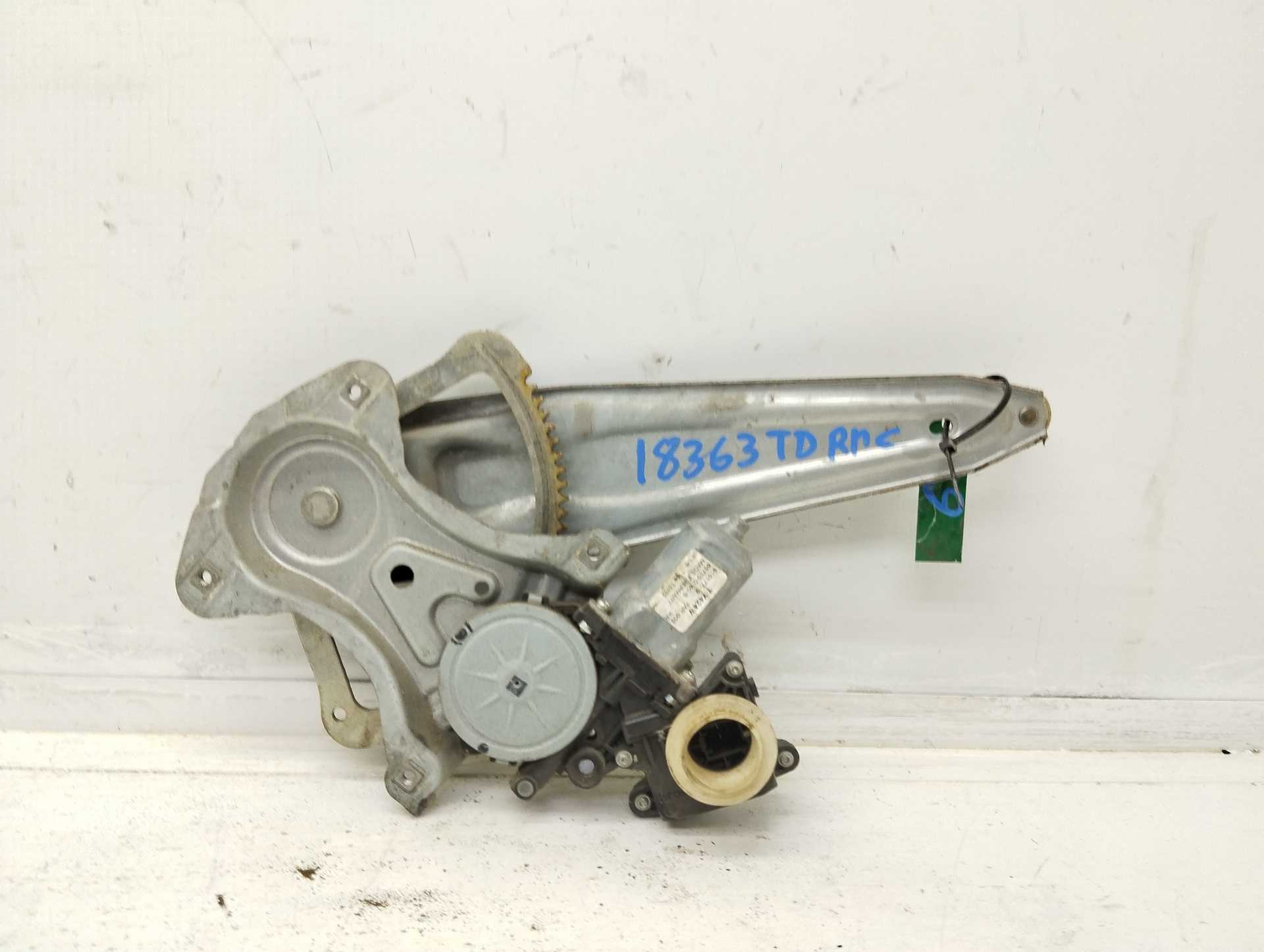 Recambio de elevalunas trasero derecho para toyota verso advance referencia OEM IAM 857100040  