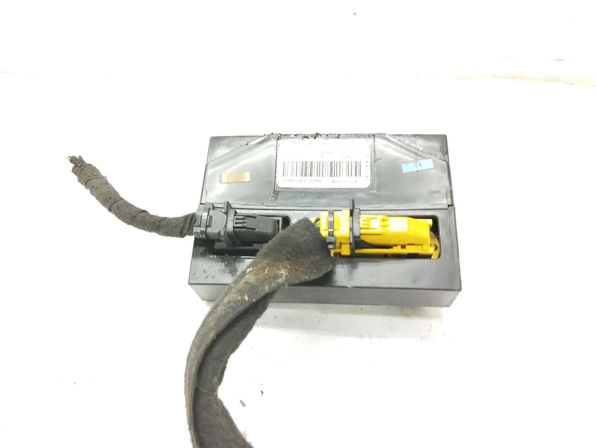 Recambio de modulo confort para citroën c4 grand picasso avatar referencia OEM IAM 9654654880 A83008200 