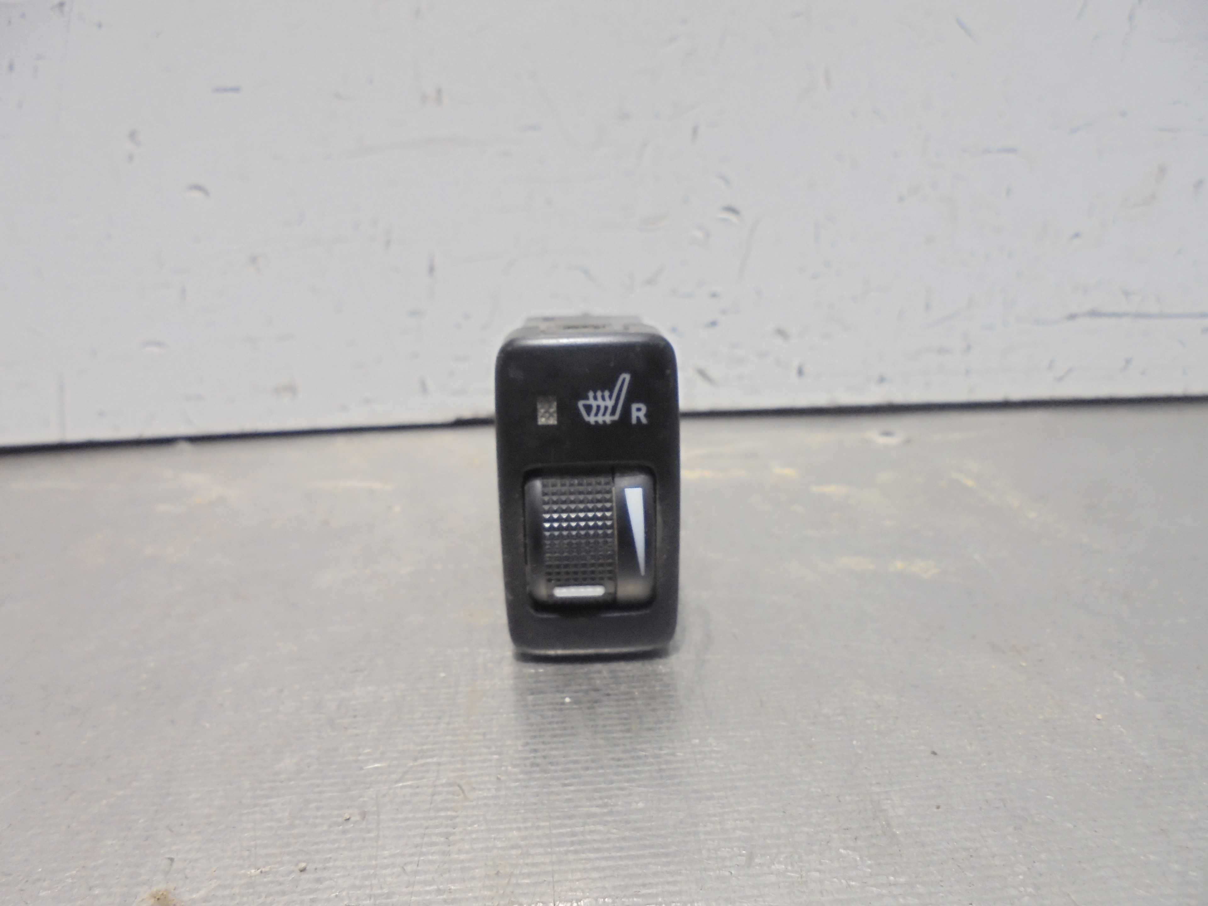 Recambio de mando multifuncion para toyota land cruiser (j12) 3.0 turbodiesel referencia OEM IAM 453409  