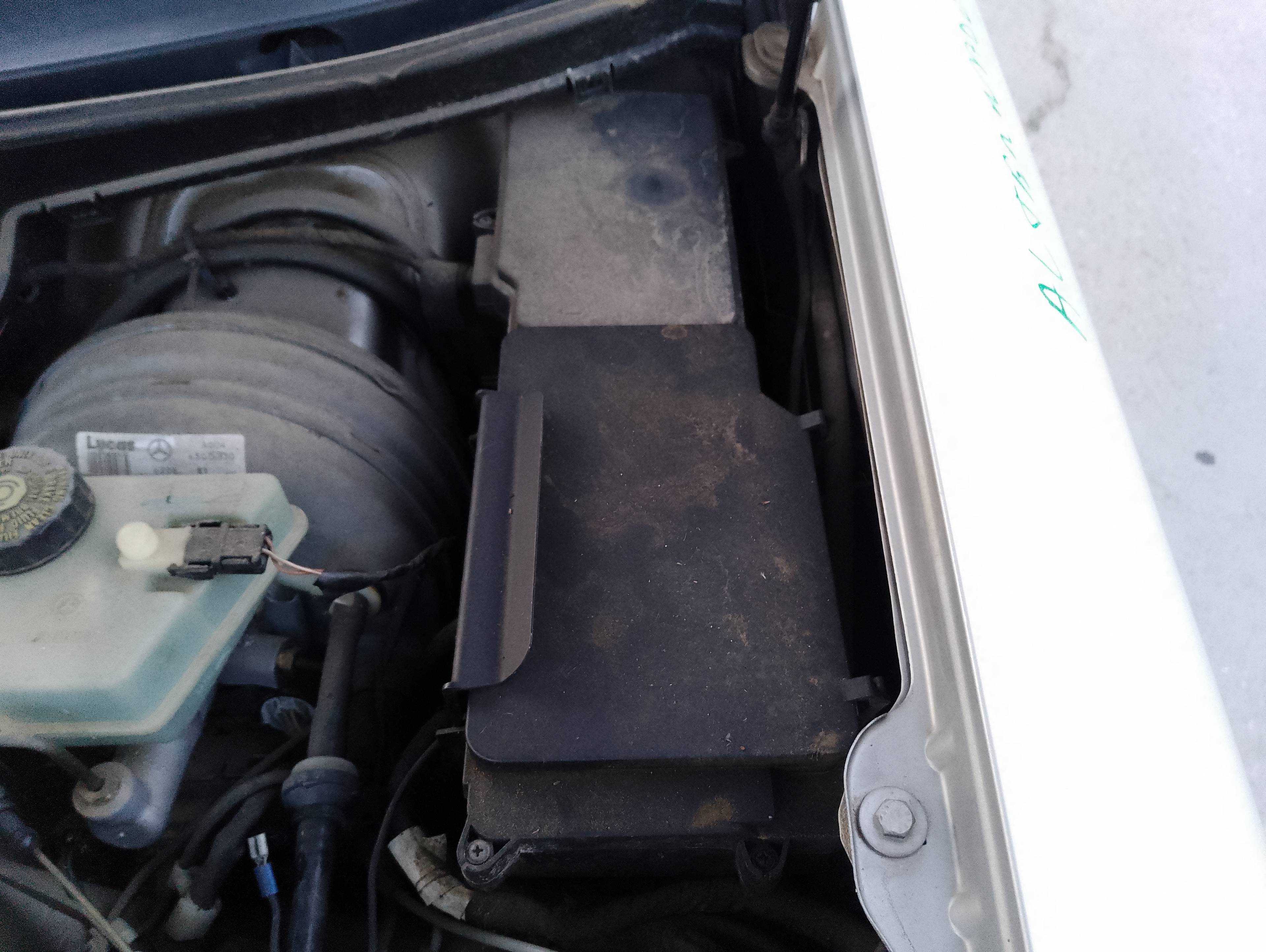 Recambio de caja reles / fusibles para mercedes-benz clase e (w210) berlina diesel 300 turbodiesel (210.025) referencia OEM IAM 
