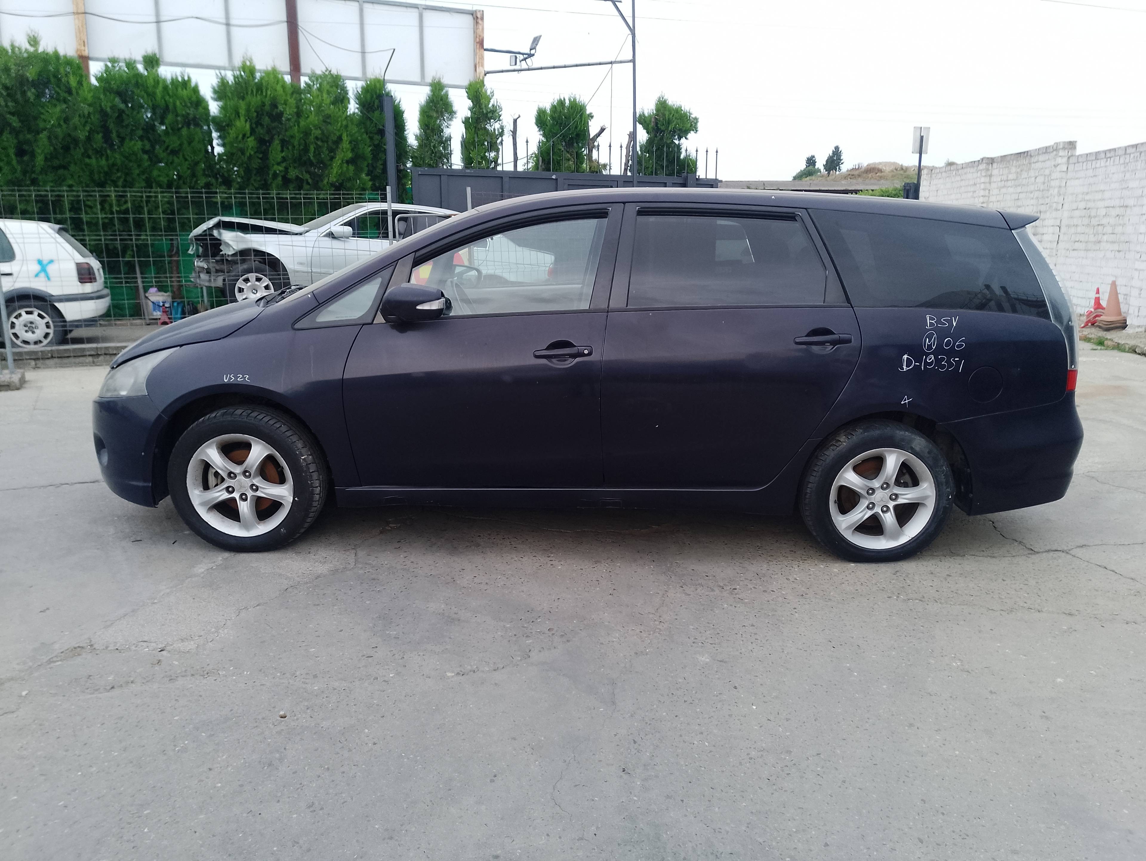 mitsubishi grandis (na0w) del año 2006