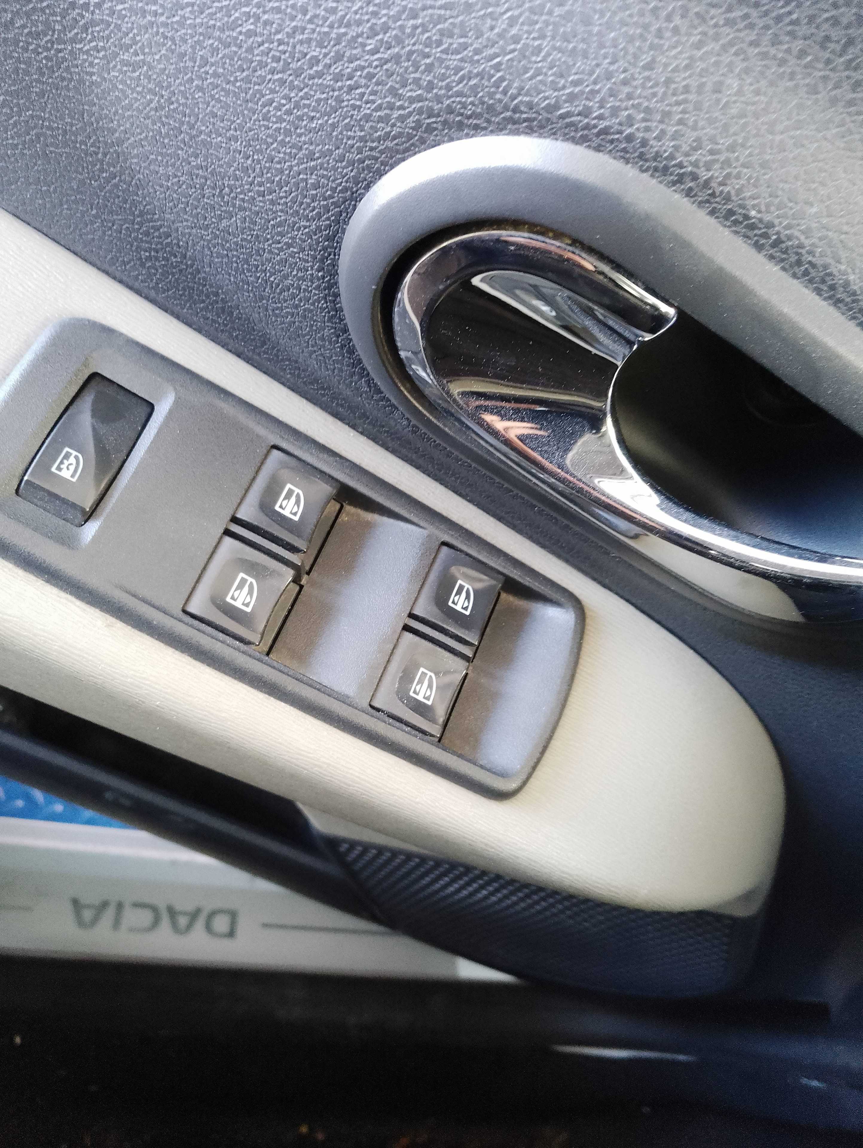 Recambio de mando elevalunas delantero izquierdo para dacia lodgy laureate referencia OEM IAM 254110431R  