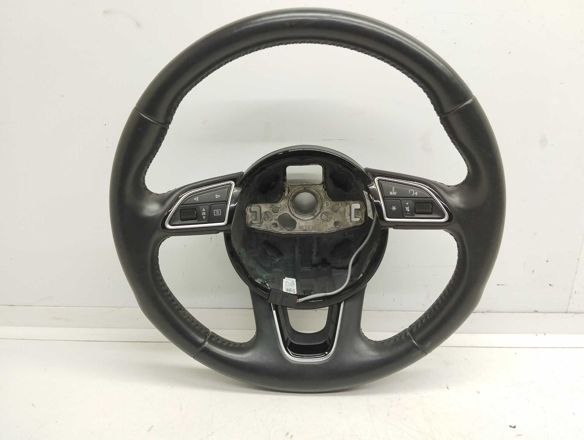 Recambio de volante para audi q3 (8ug) attraction referencia OEM IAM 8U0419091AL 62651000A 