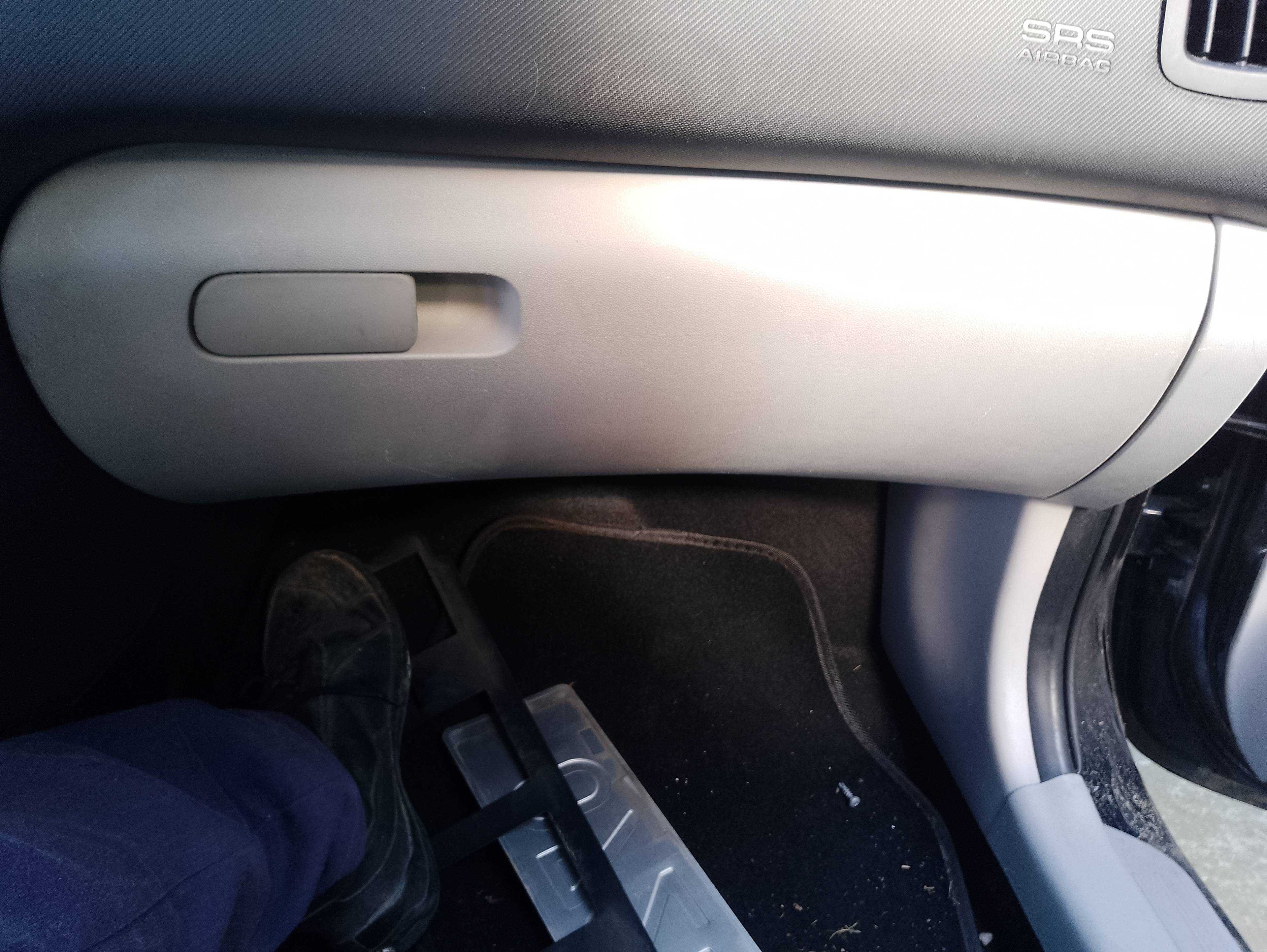Recambio de guantera para kia cee´d concept referencia OEM IAM   