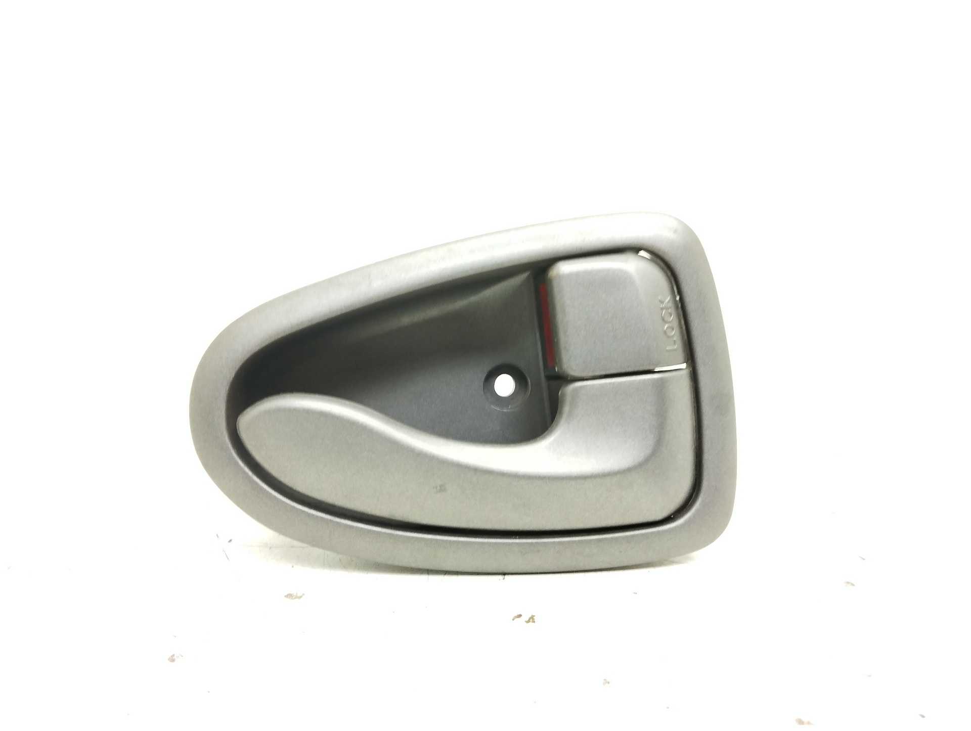 Recambio de maneta interior delantera derecha para hyundai accent (lc) 1.3 cat referencia OEM IAM  8262025000YN 