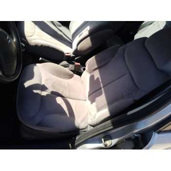 ASIENTO DELANTERO IZQUIERDO 