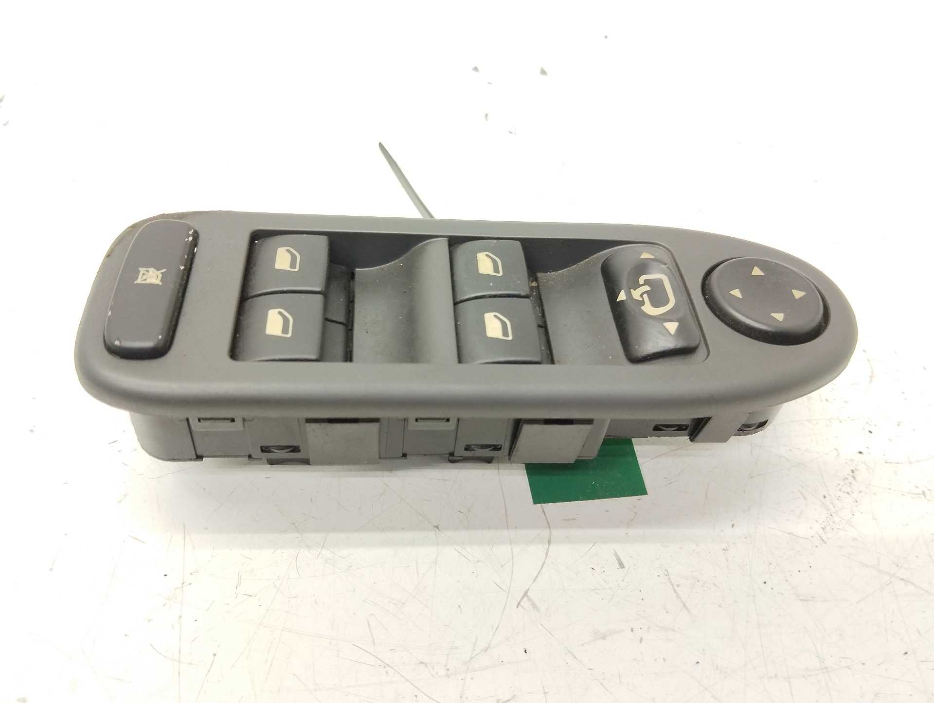 Recambio de mando elevalunas delantero izquierdo para citroën c5 berlina premier (e) referencia OEM IAM 96514299ZF 532697001 