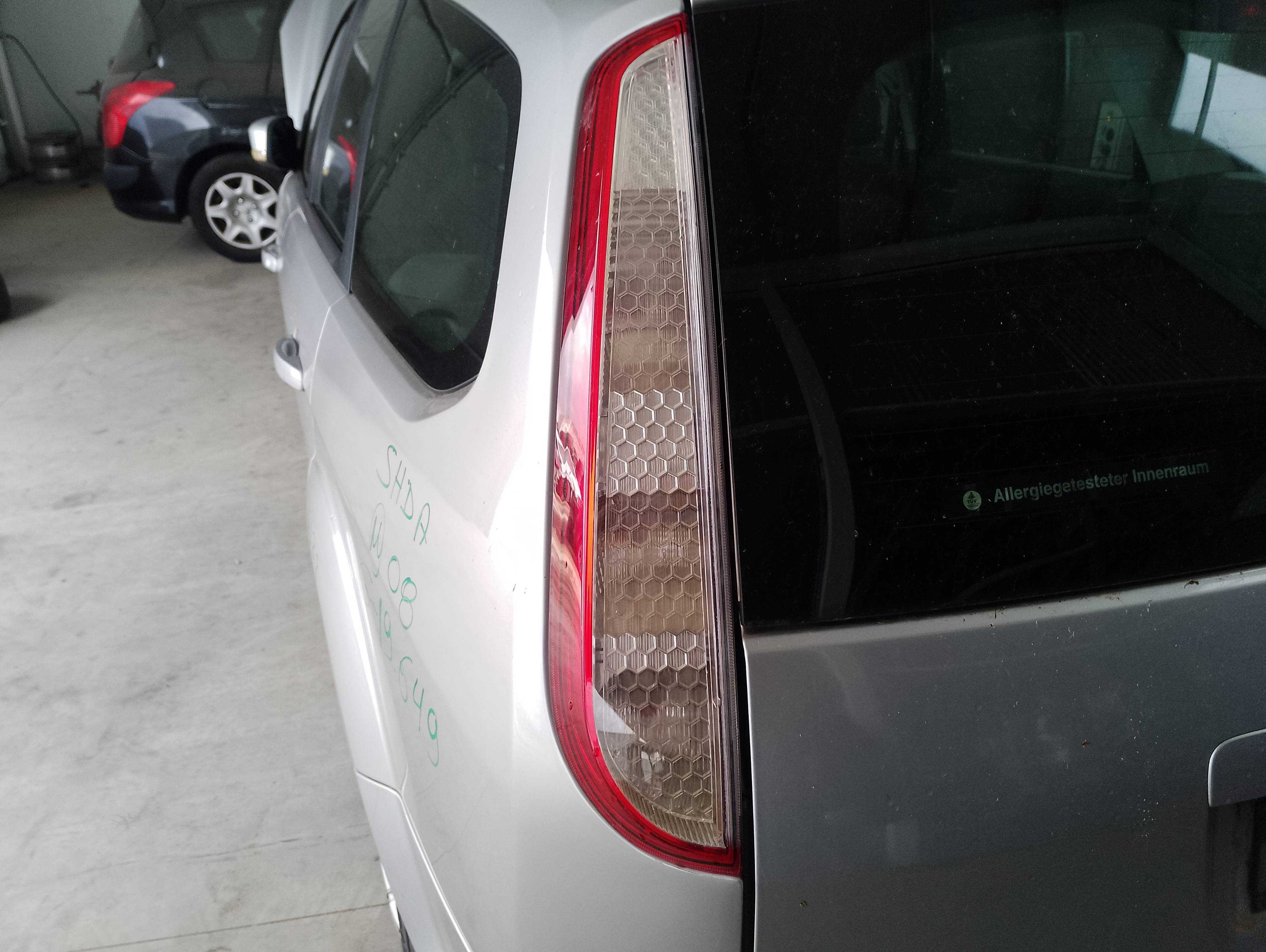 Recambio de piloto trasero izquierdo para ford focus turnier (cb4) business referencia OEM IAM   