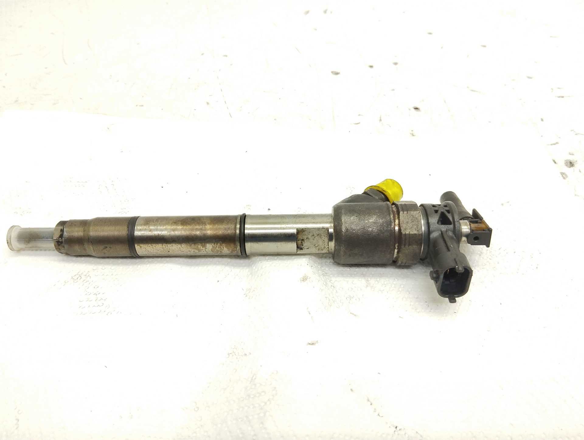 Recambio de inyector para kia carens ( ) basic referencia OEM IAM 0445110589  
