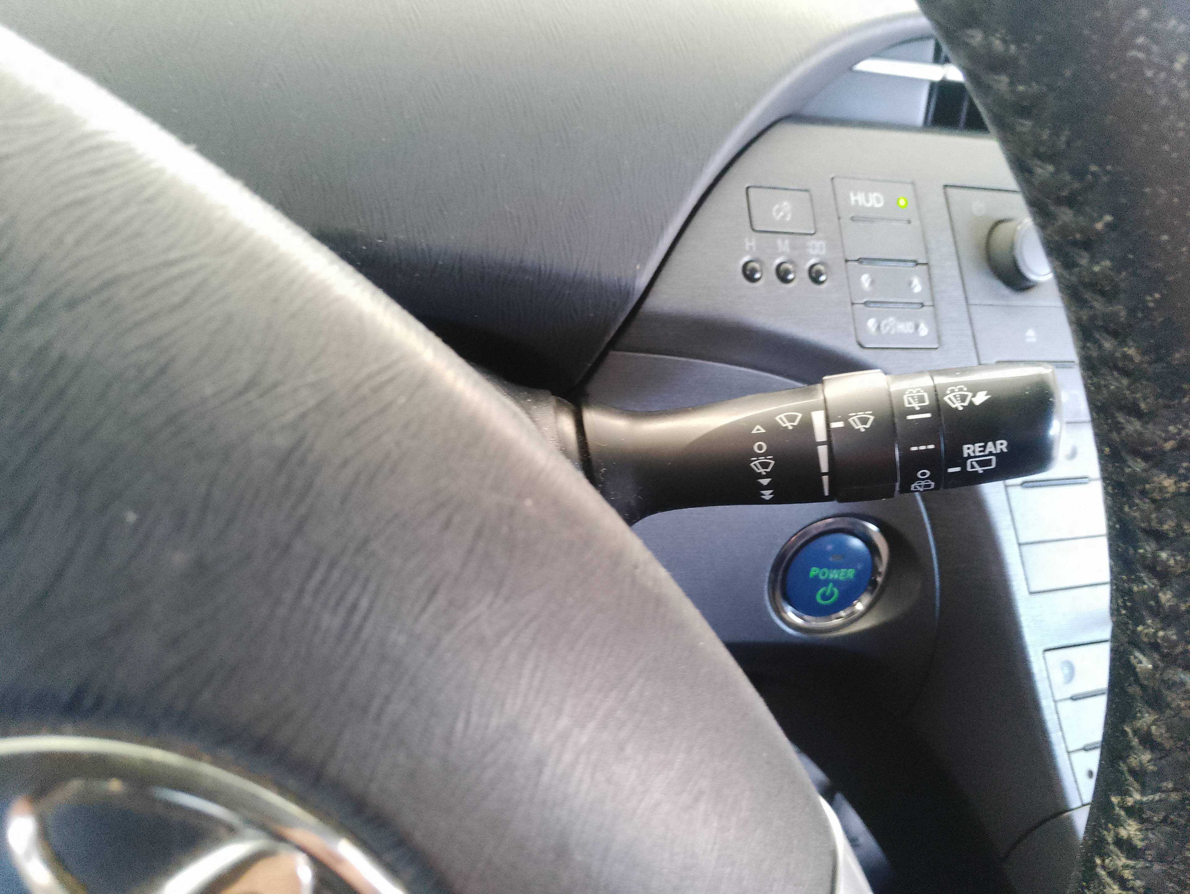 Recambio de mando limpia para toyota prius (nhw30) plug-in hybrid advance referencia OEM IAM   