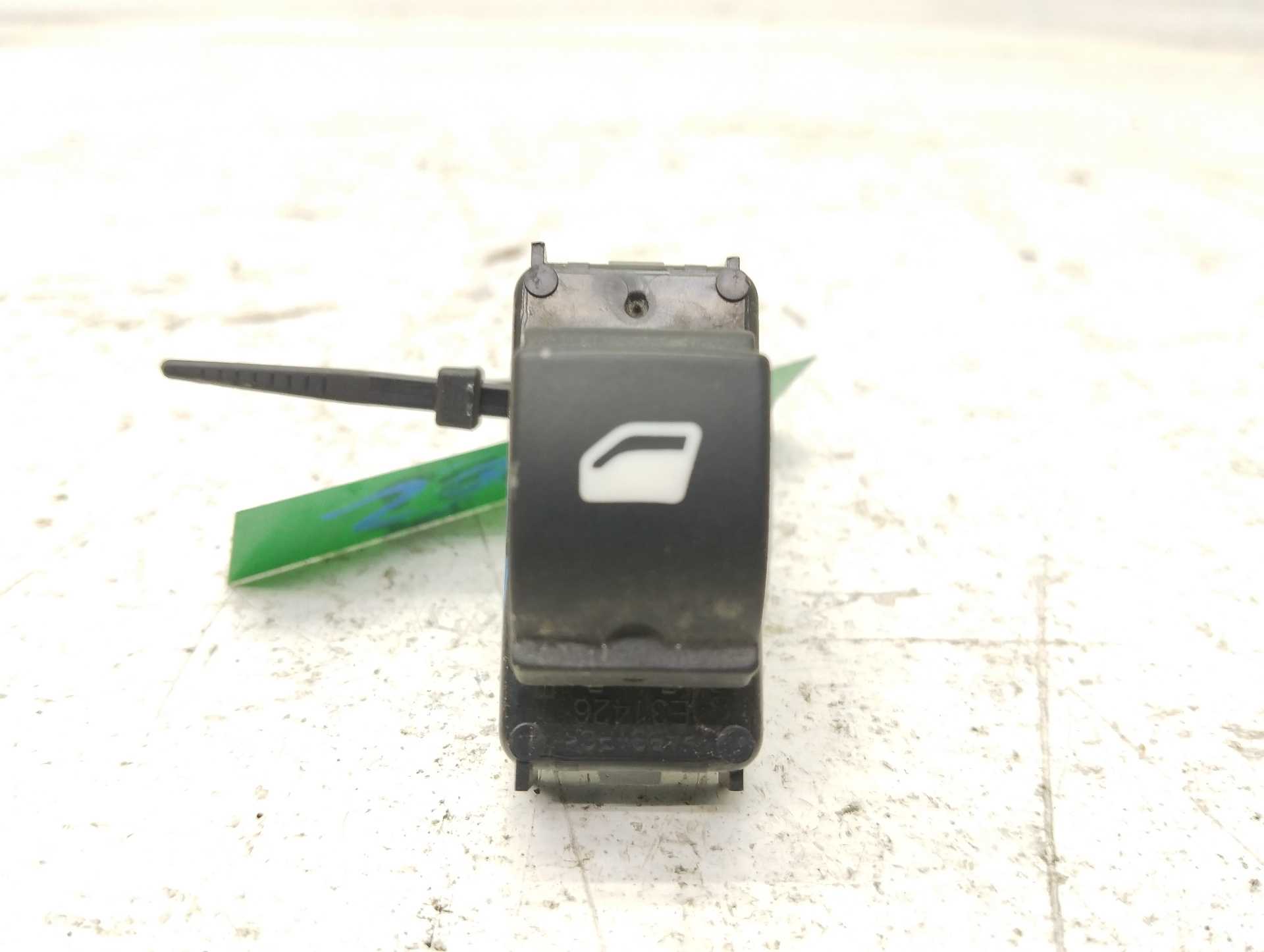 Recambio de mando elevalunas trasero derecho para opel crossland x design line referencia OEM IAM 13483539  