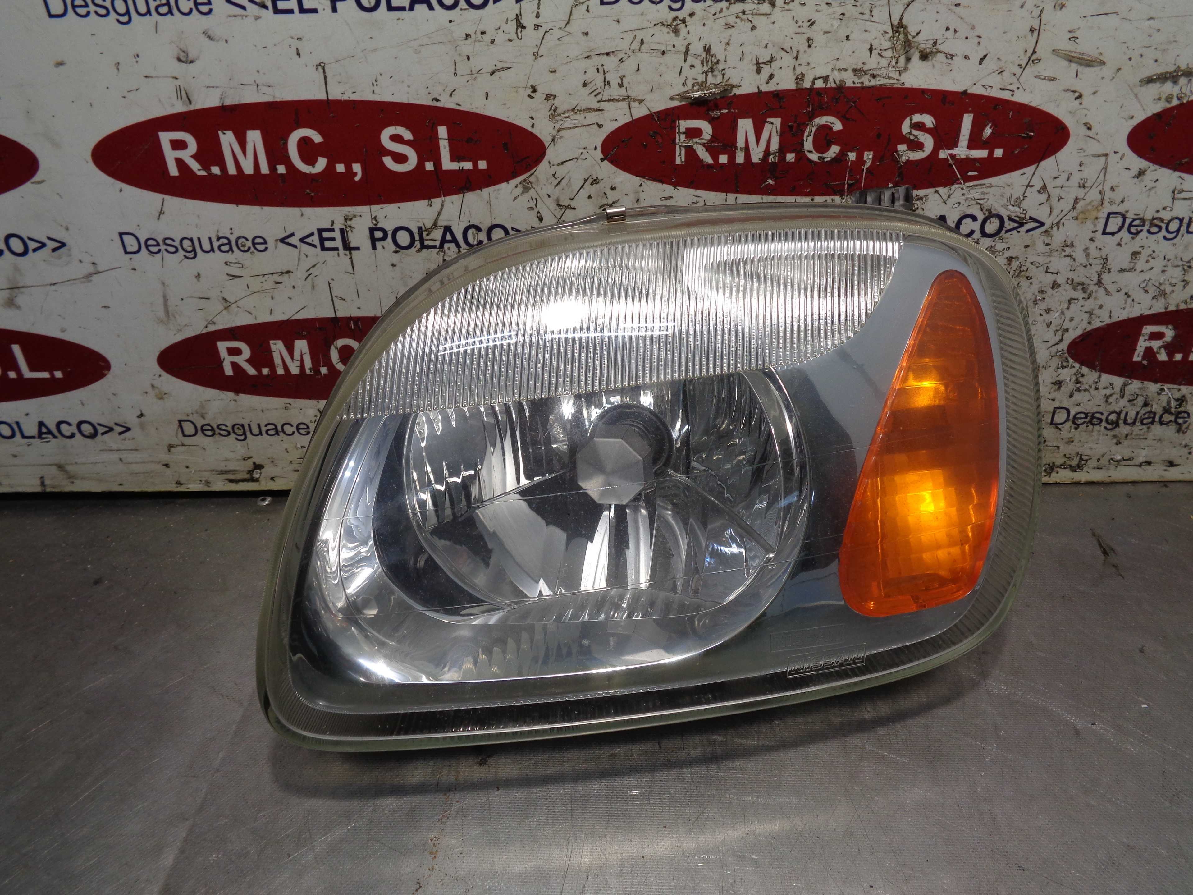 Recambio de faro izquierdo para nissan micra (k11) blue referencia OEM IAM 89004679  