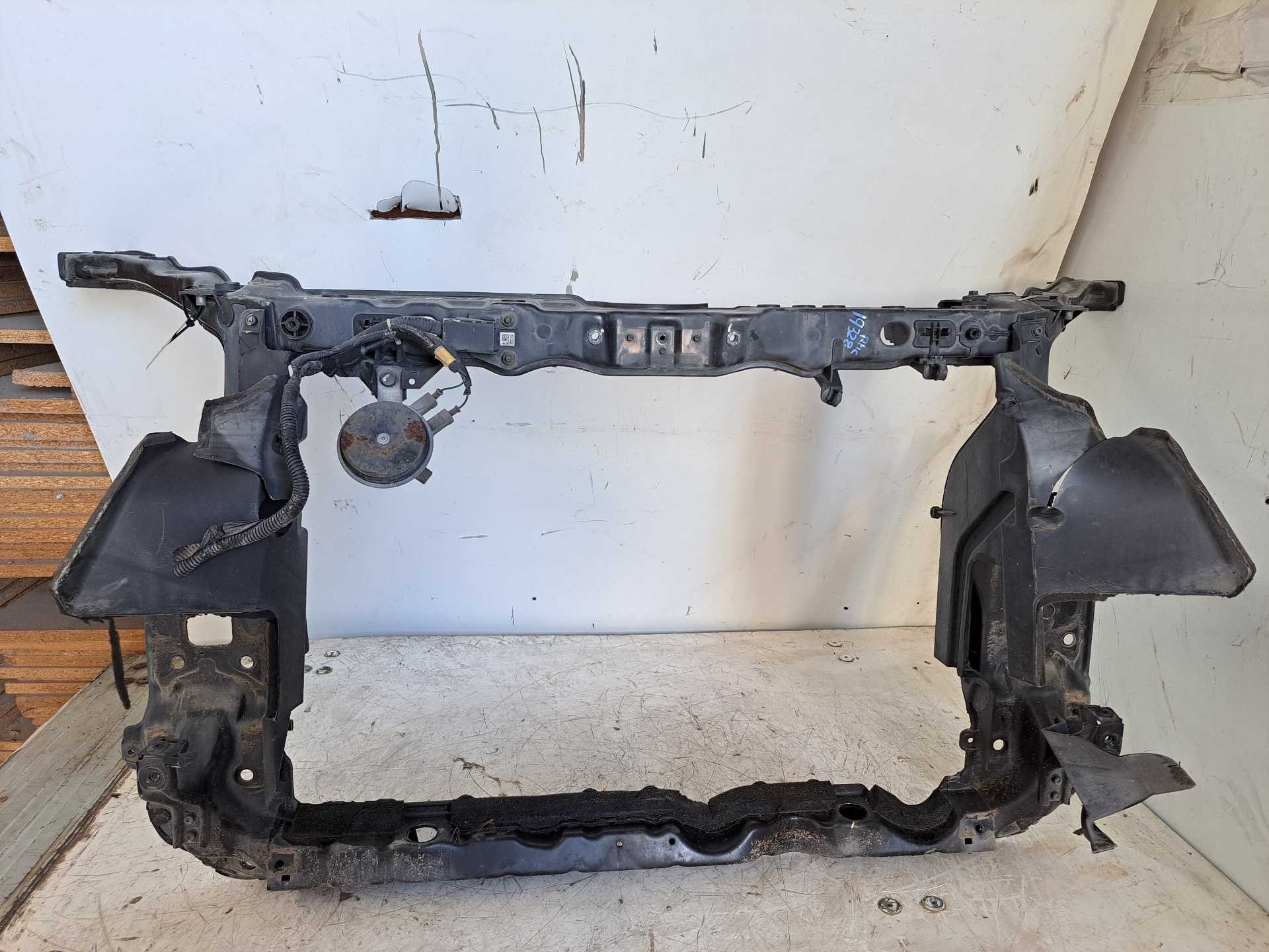 Recambio de panel frontal para renault koleos bose edition referencia OEM IAM   