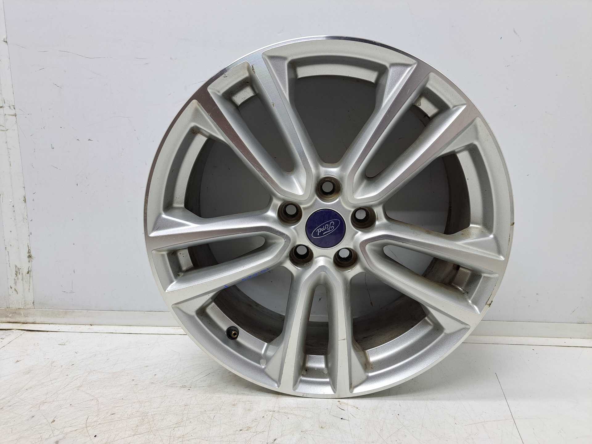 Recambio de llanta para ford kuga (cbs) st-line 2wd referencia OEM IAM R18 CJ5CM1BF0053 