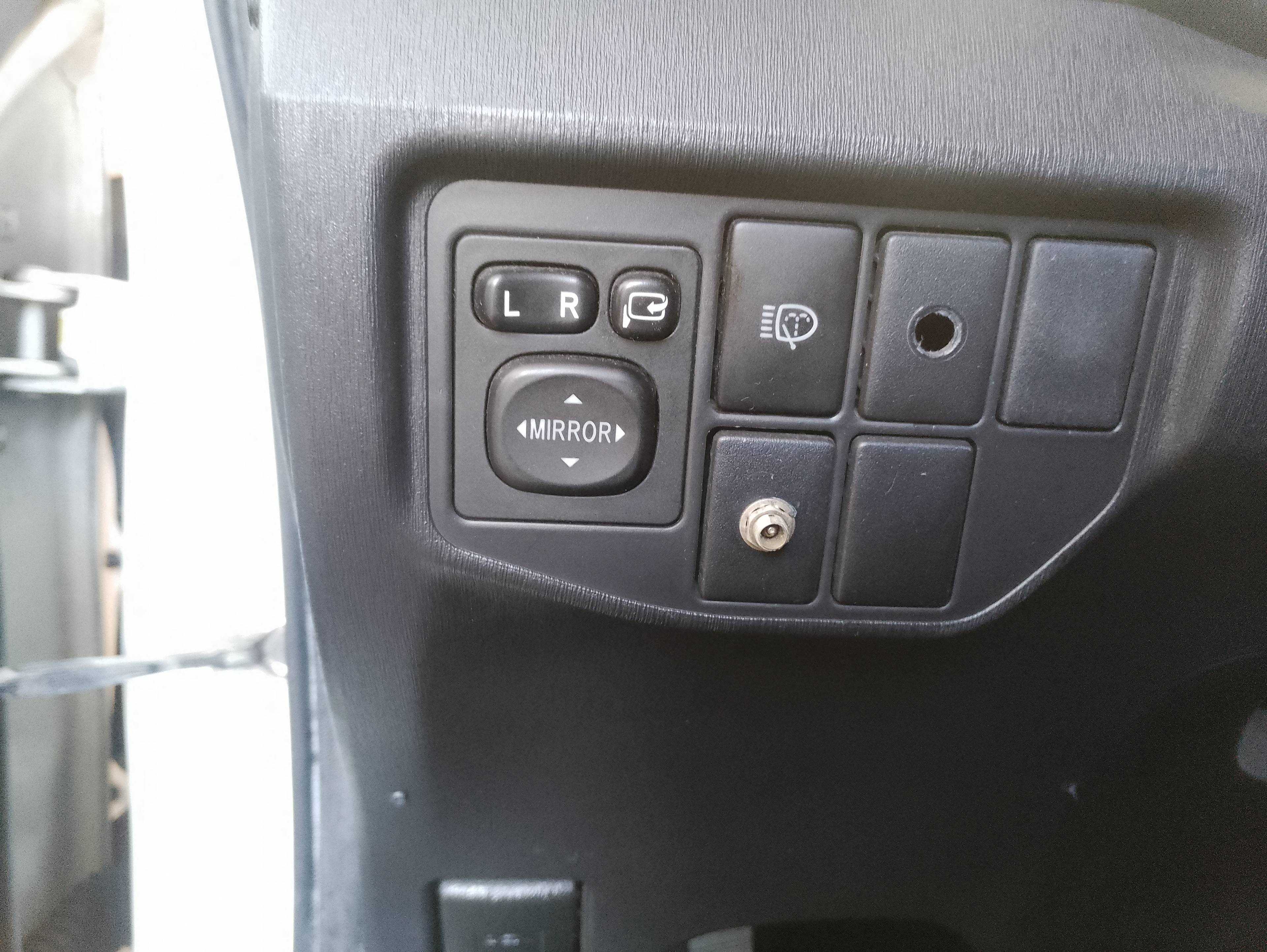 Recambio de mando retrovisor para toyota prius (nhw30) plug-in hybrid advance referencia OEM IAM   
