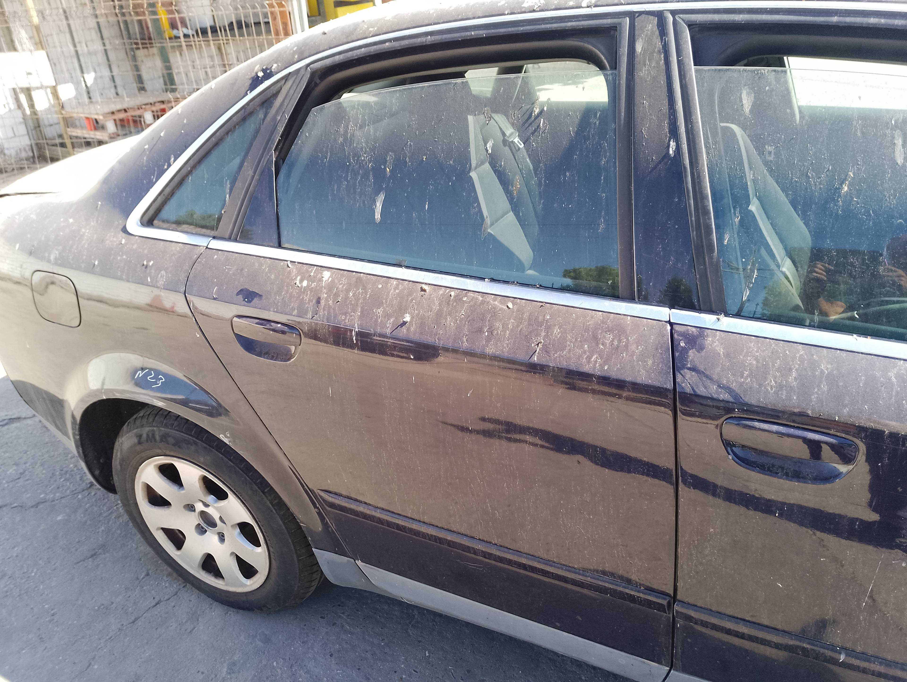 Recambio de puerta trasera derecha para audi a4 berlina (8e) 2.0 referencia OEM IAM   
