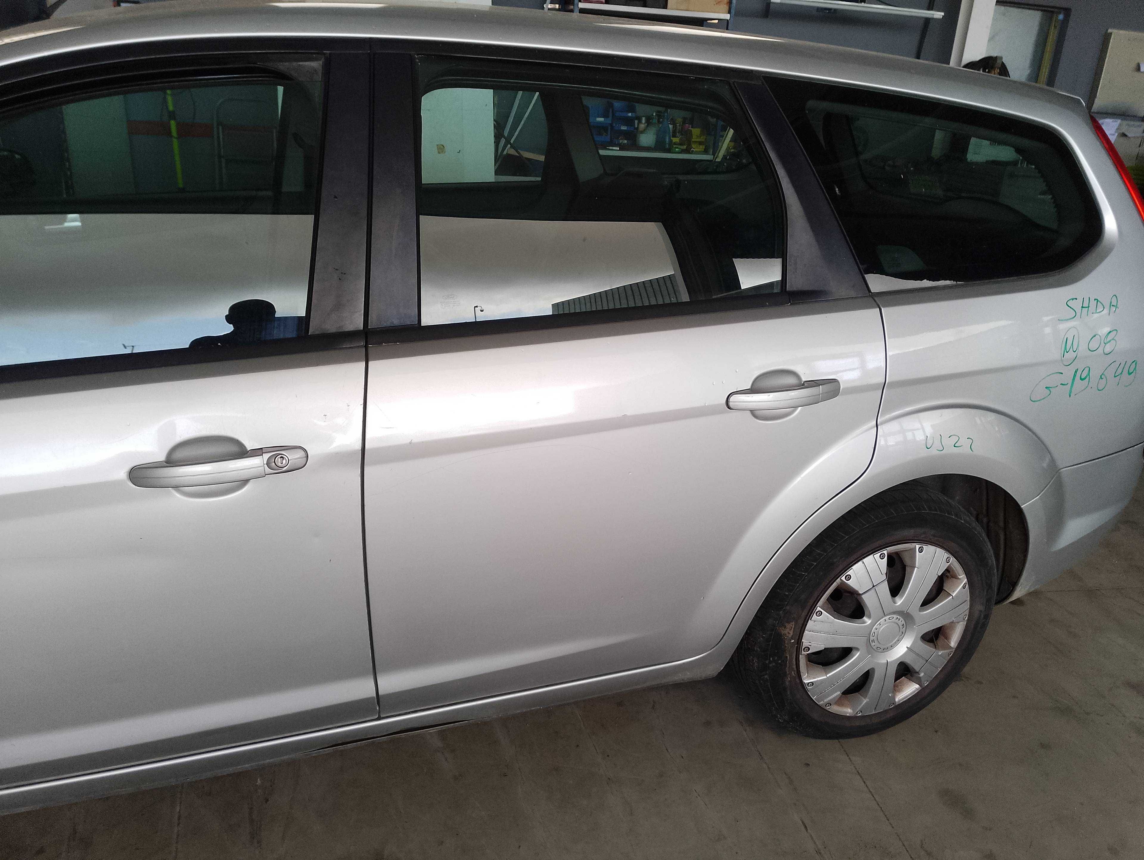 Recambio de puerta trasera izquierda para ford focus turnier (cb4) business referencia OEM IAM   