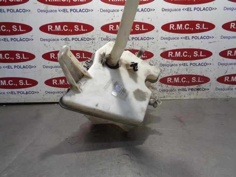 Recambio de deposito limpia para toyota verso active referencia OEM IAM 853100F030  
