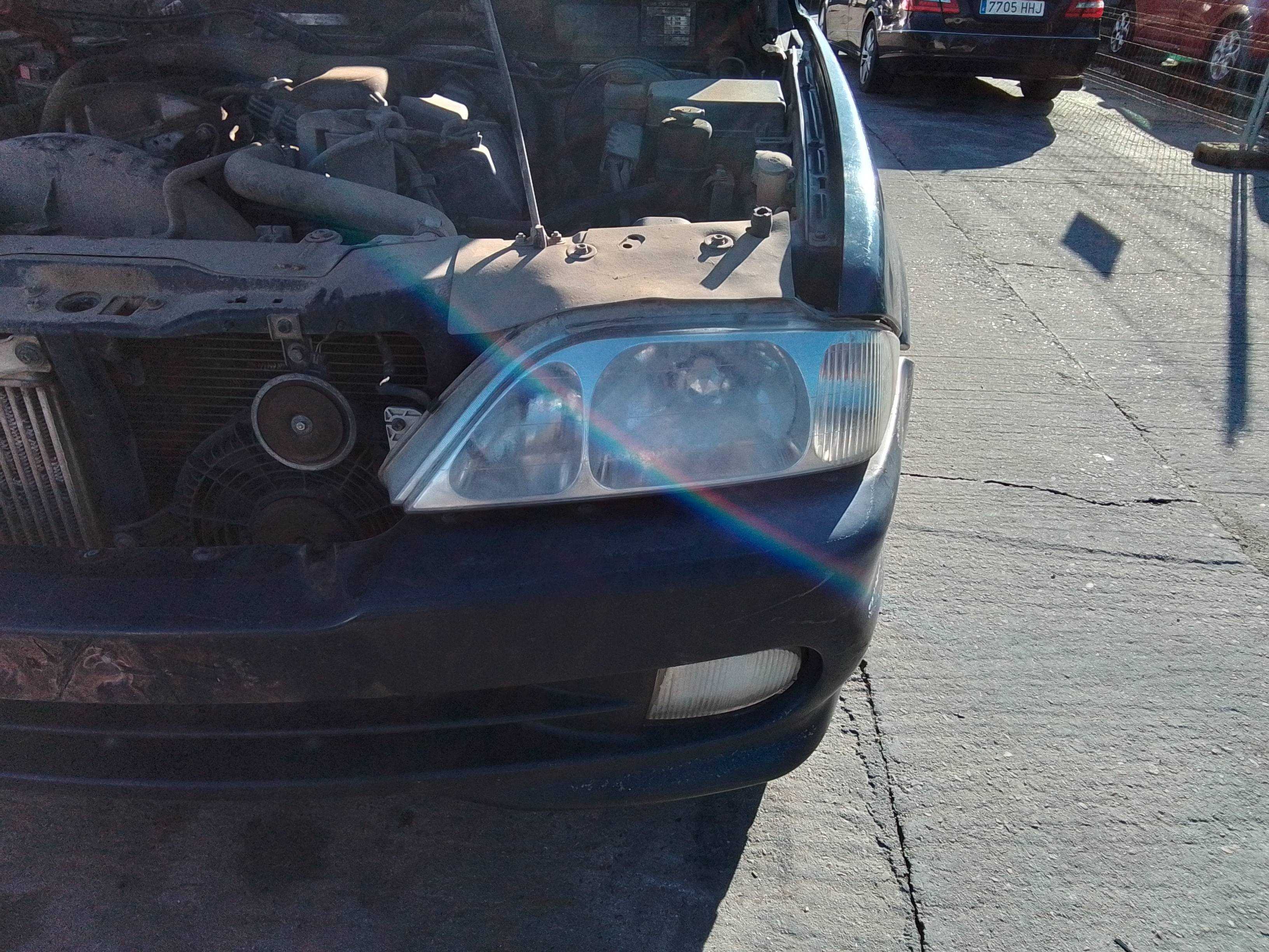 Recambio de faro izquierdo para ssangyong musso 2.9 tdi full referencia OEM IAM   