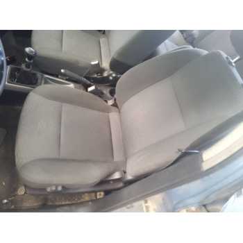 ASIENTO DELANTERO IZQUIERDO 