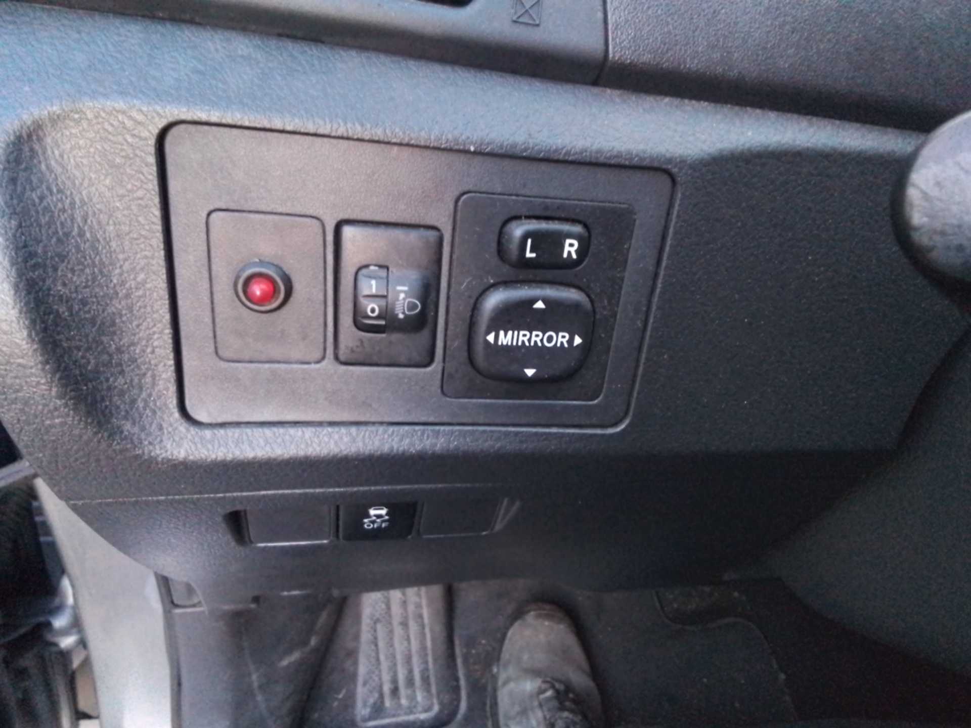 Recambio de mando retrovisor para toyota verso advance referencia OEM IAM   